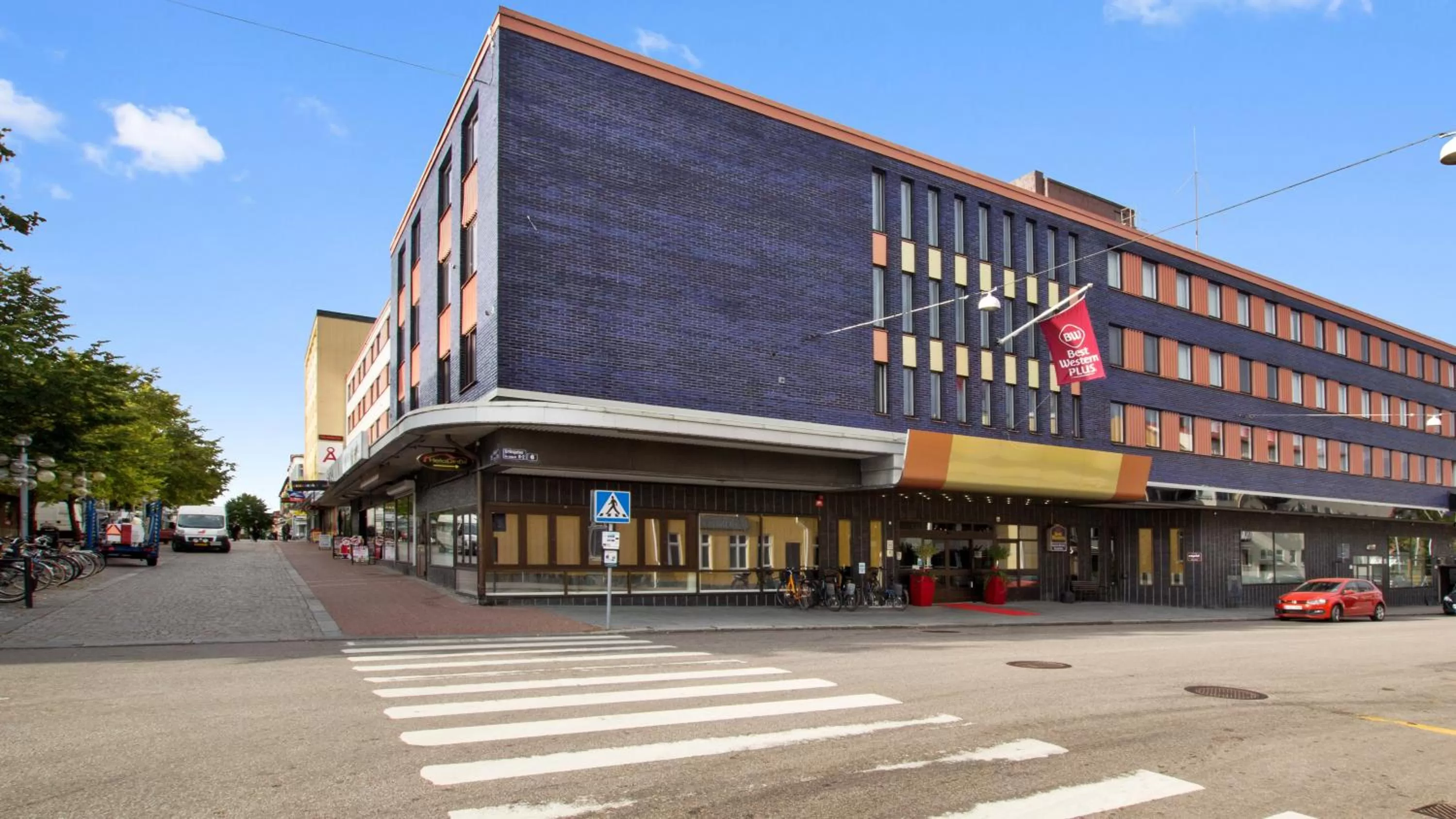 Property building in Best Western Plus Grand Hotel Elektra