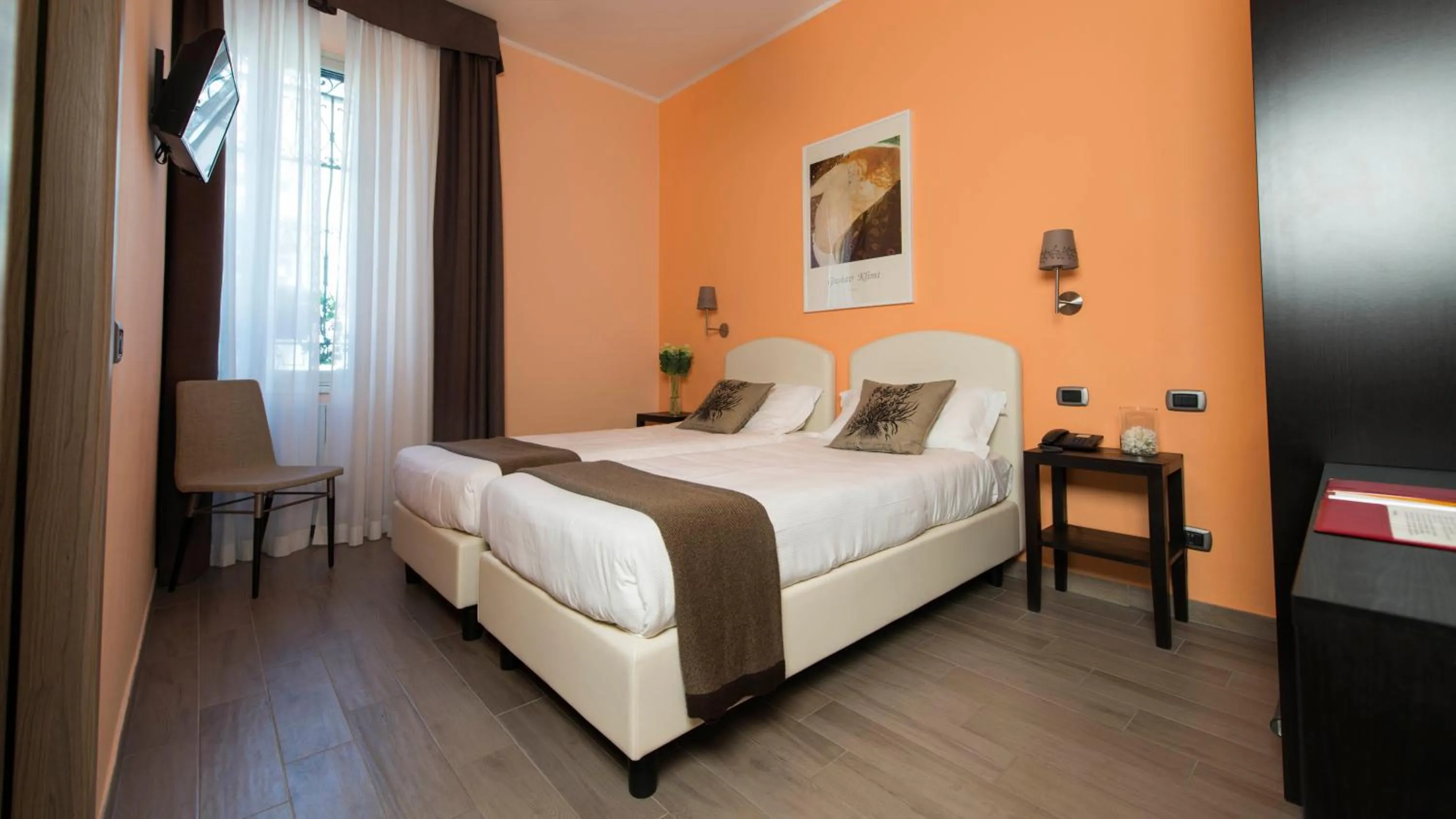 Bed in Hotel Florence Milano