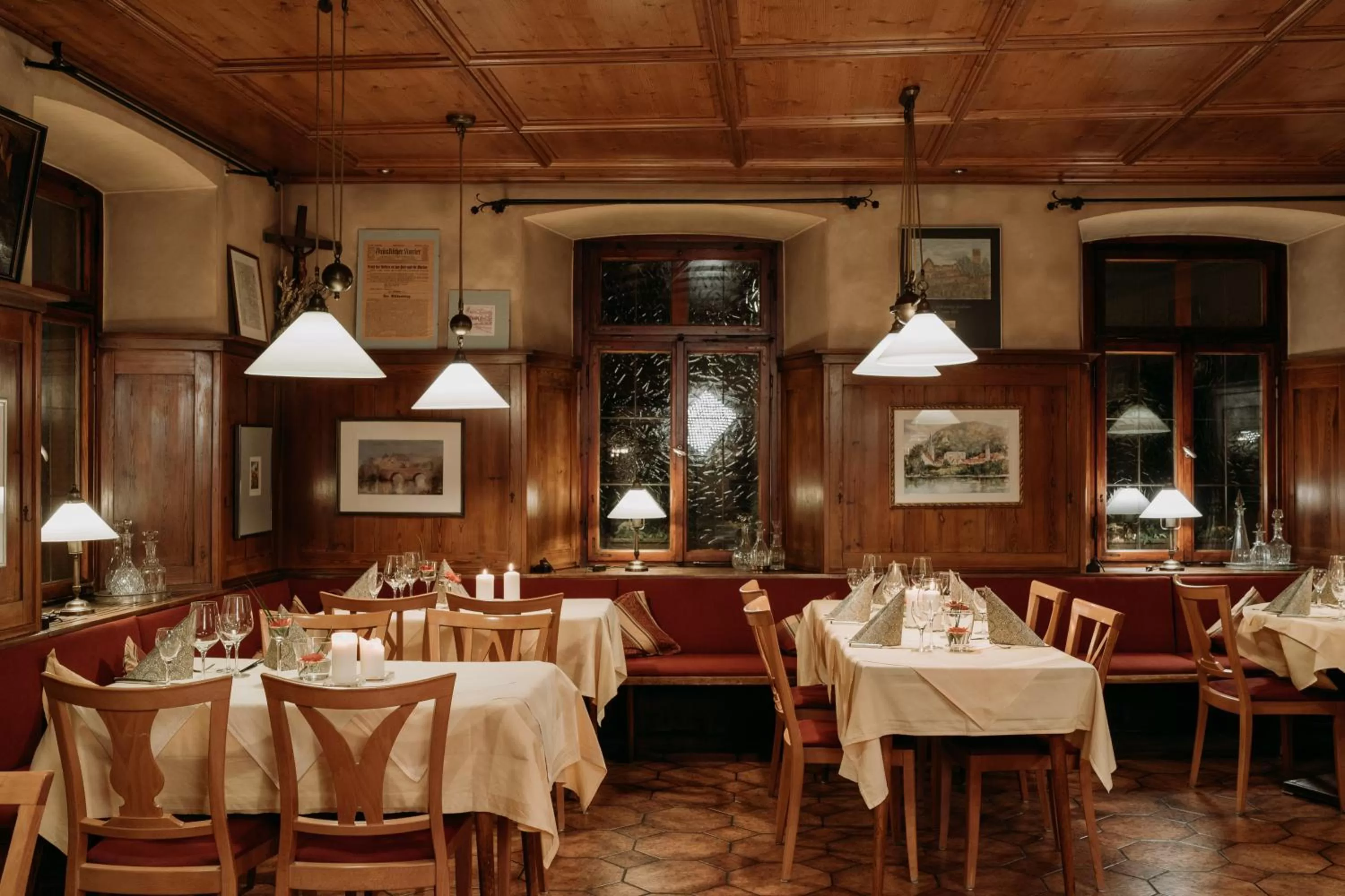 Restaurant/places to eat in Fränkischer Gasthof-Hotel zum Koppen