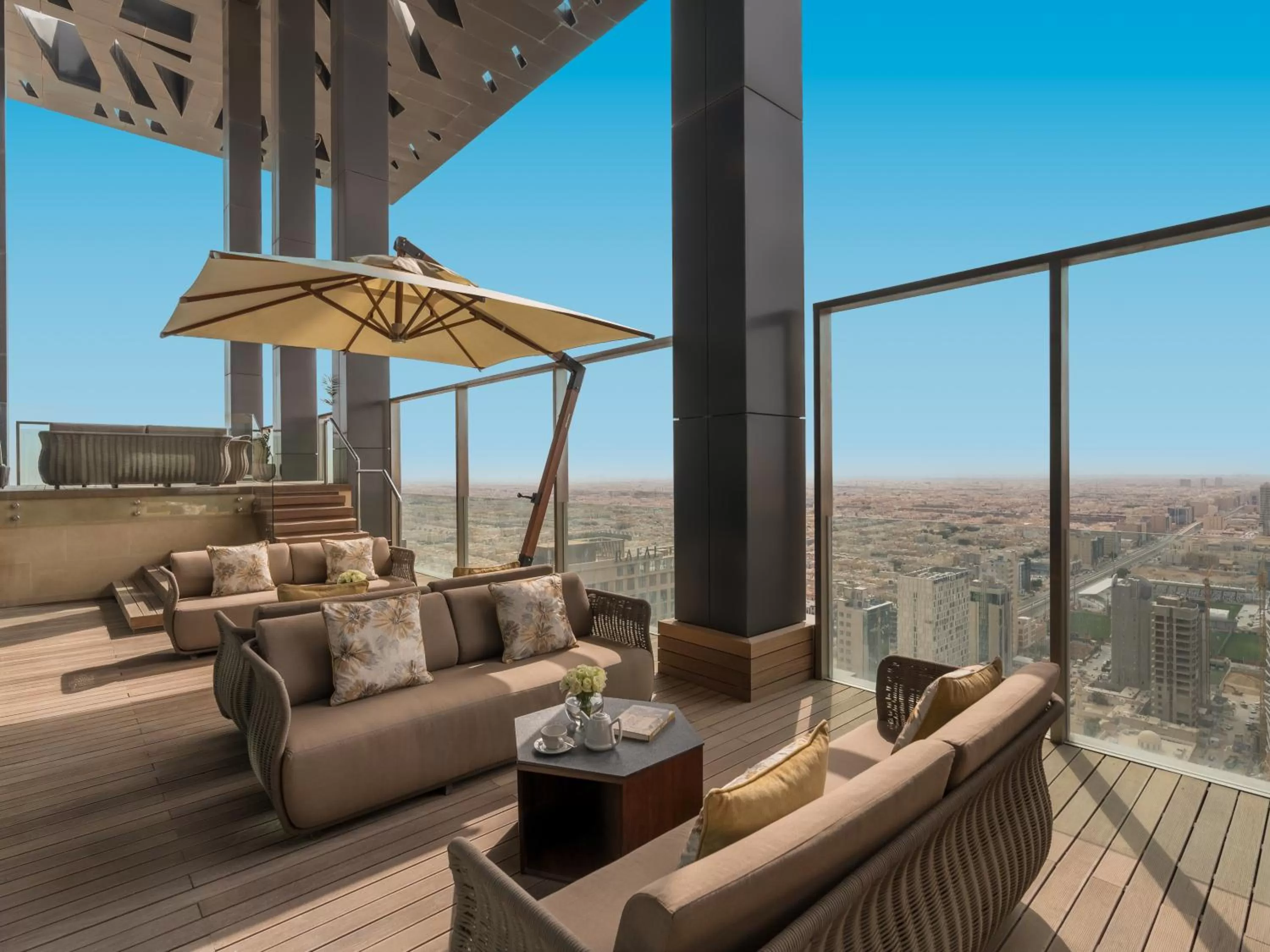 Lounge or bar in Fairmont Ramla Riyadh