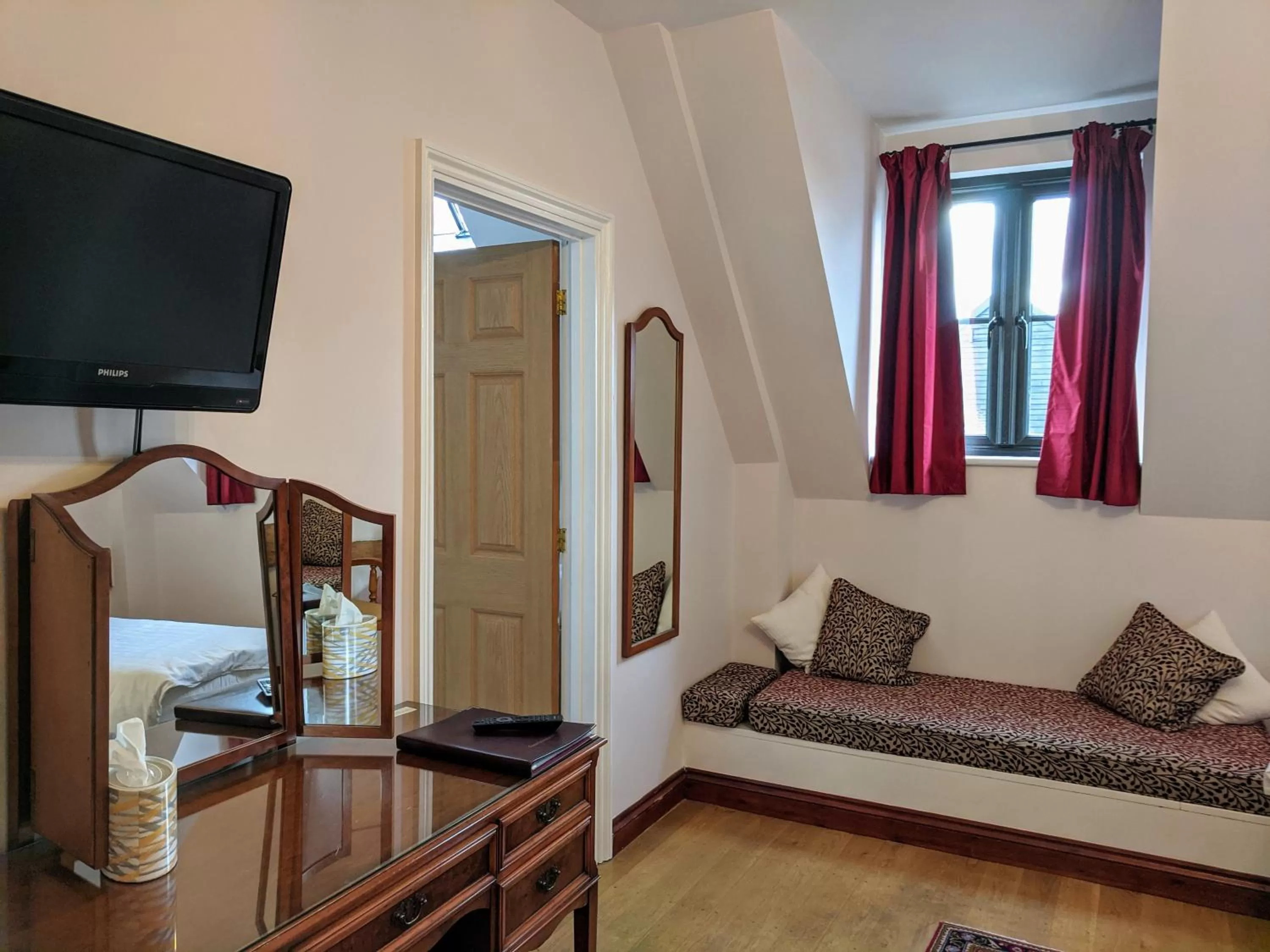 Seating area, Bed in Highfield Farm