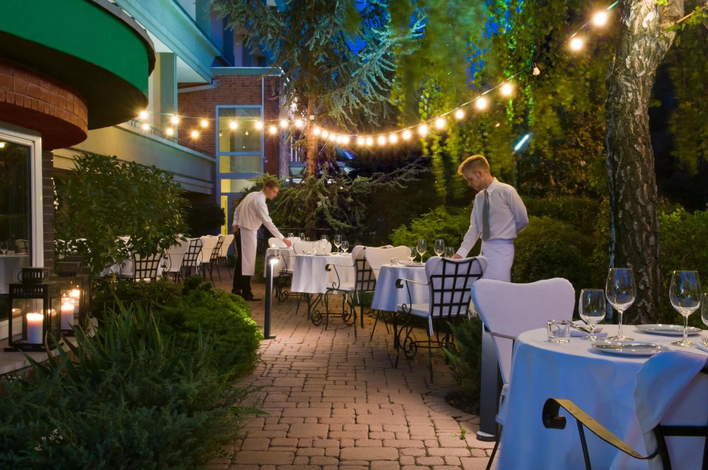 Restaurant/places to eat in Mamaison Hotel Andrassy Budapest