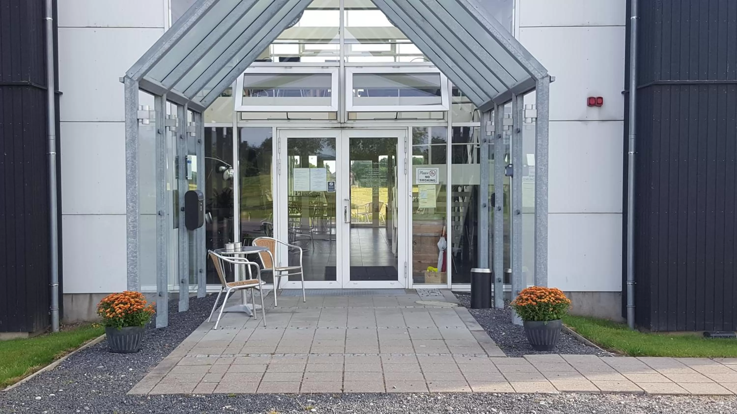 Facade/entrance in OnlySleep Oksebrovej