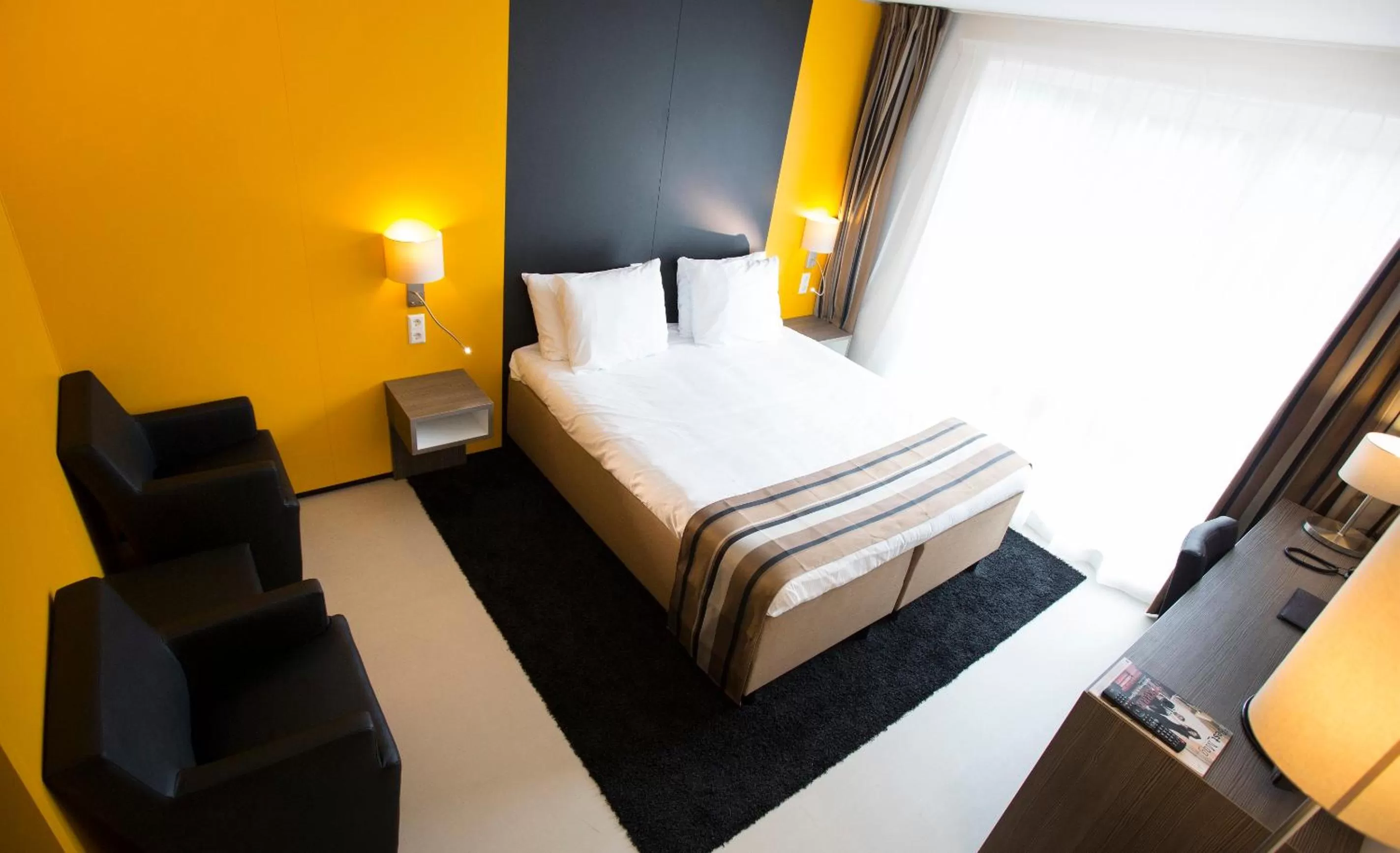 Bedroom, Bed in City Hotel Gouda, WorldHotels Crafted Collection