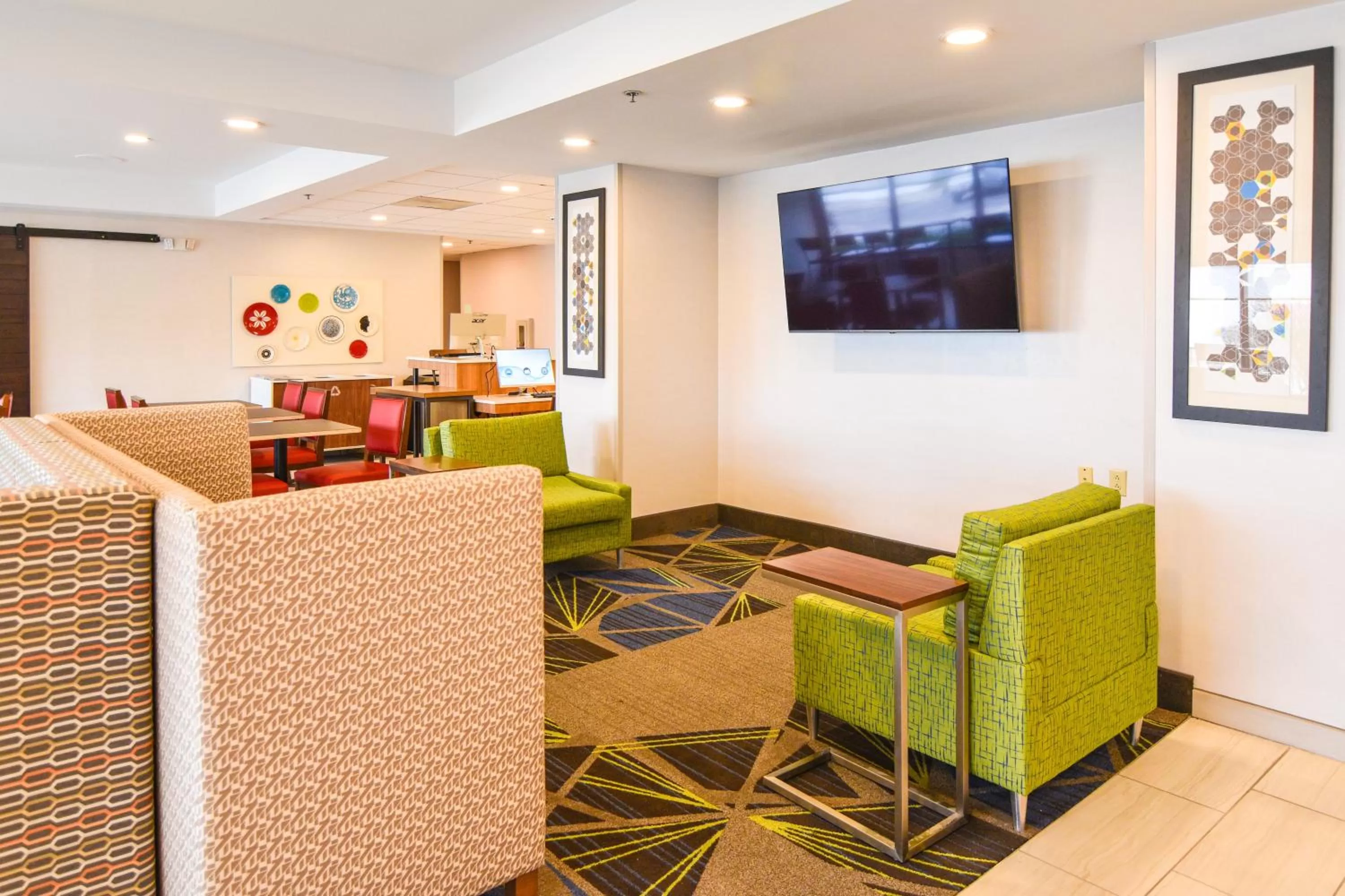 Property building in Holiday Inn Express Indianapolis South by IHG