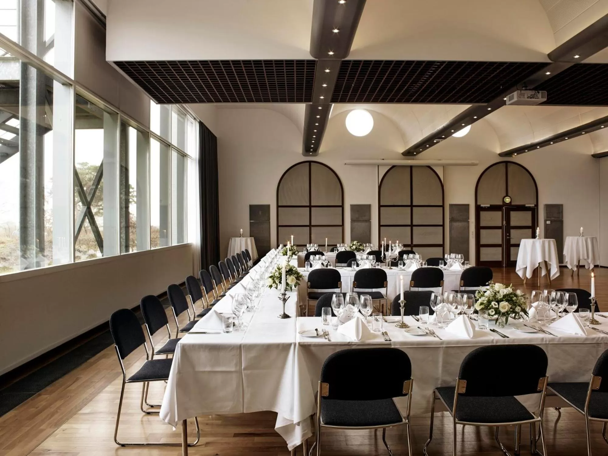 Restaurant/places to eat in Comwell Køge Strand