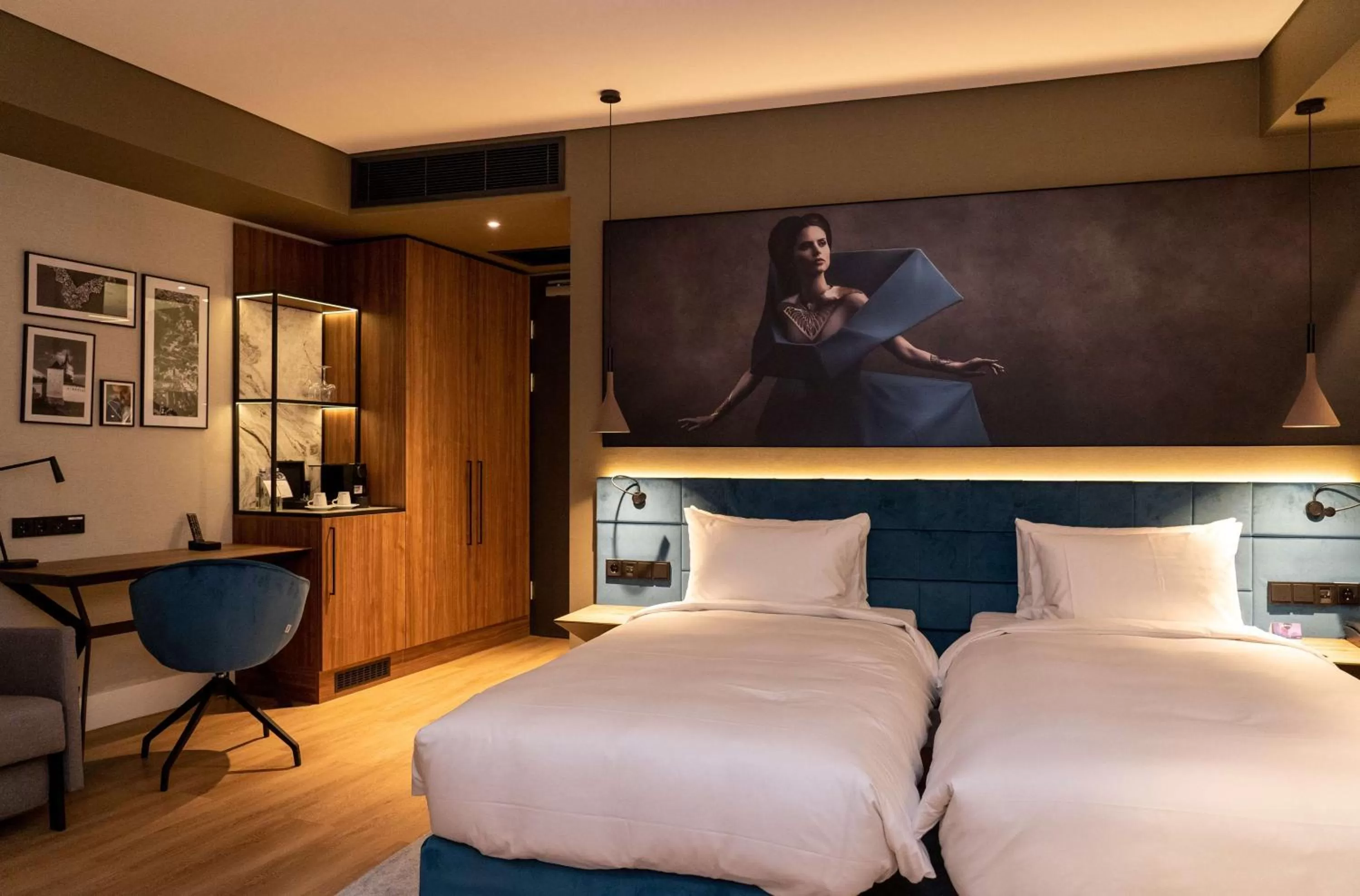 Photo of the whole room, Bed in Radisson Blu Aurum Hotel, Brasov