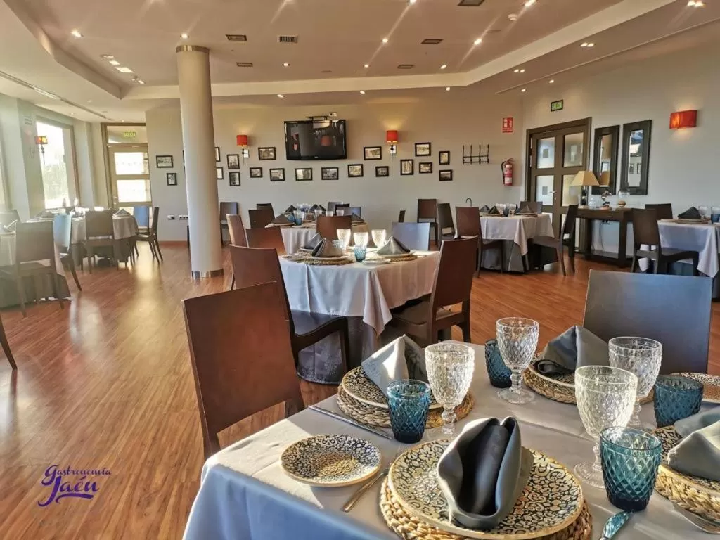 Restaurant/places to eat in Hotel Campos de Baeza