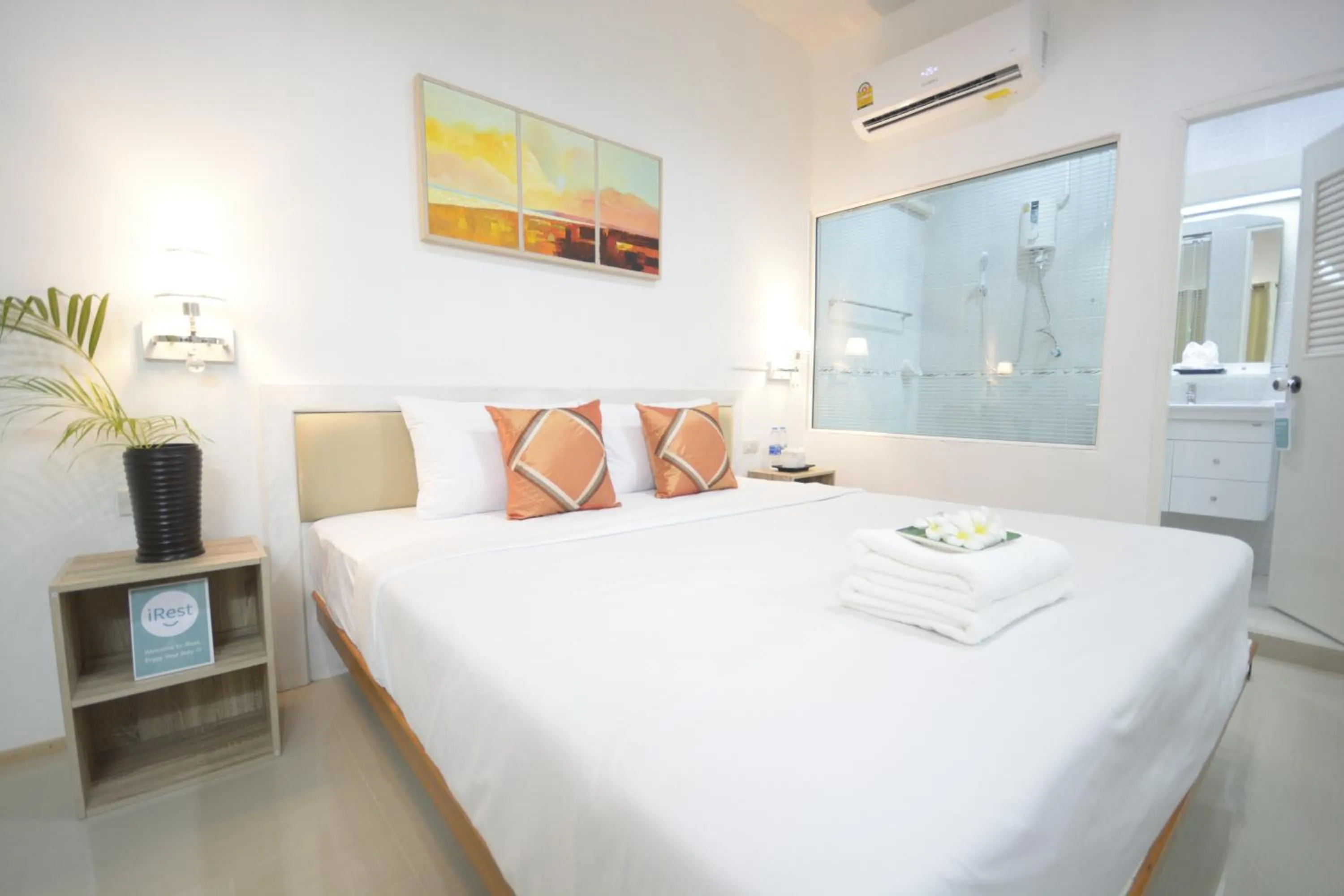 Bedroom, Bed in iRest Ao Nang Seafront