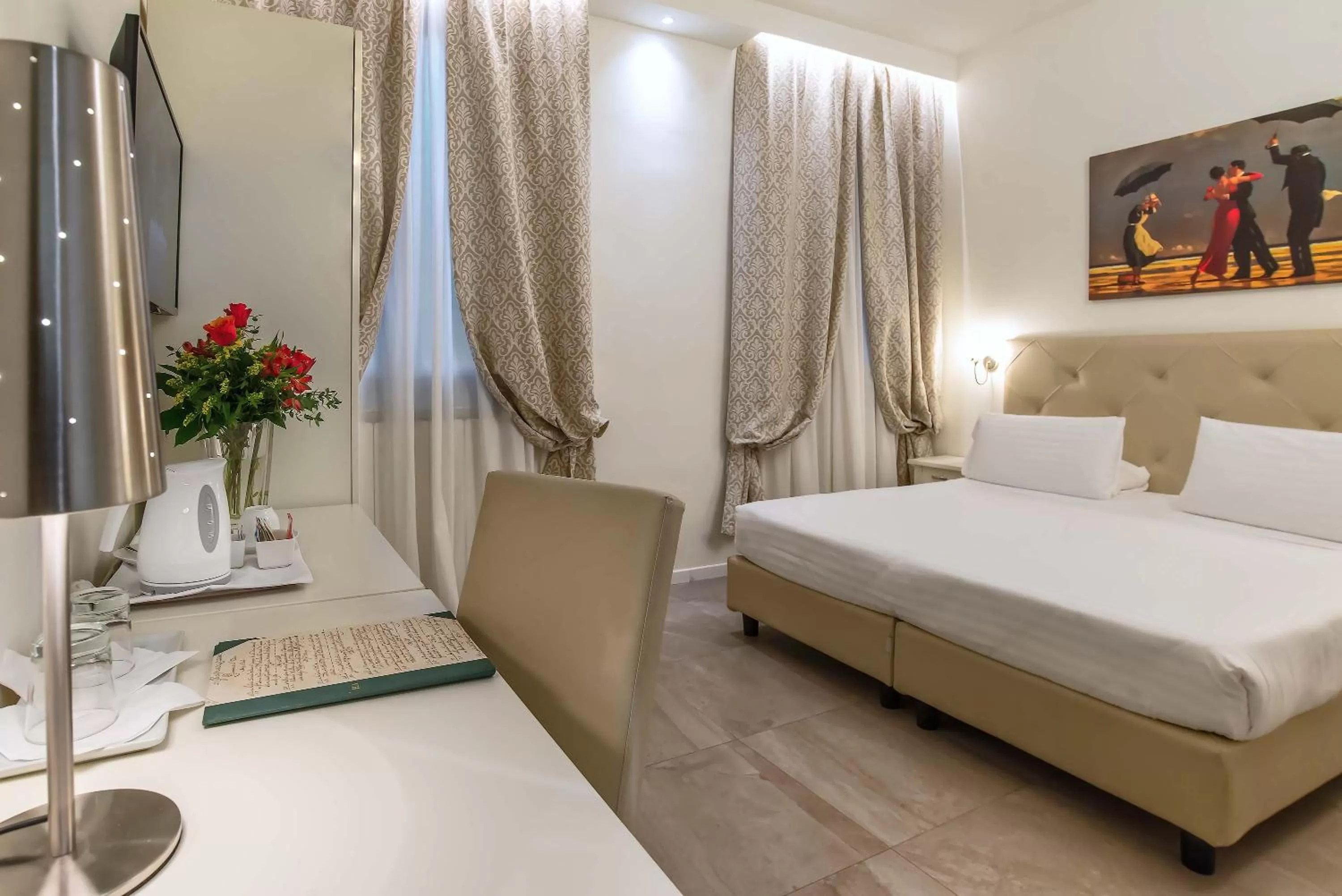 Photo of the whole room, Bed in Hotel Accademia