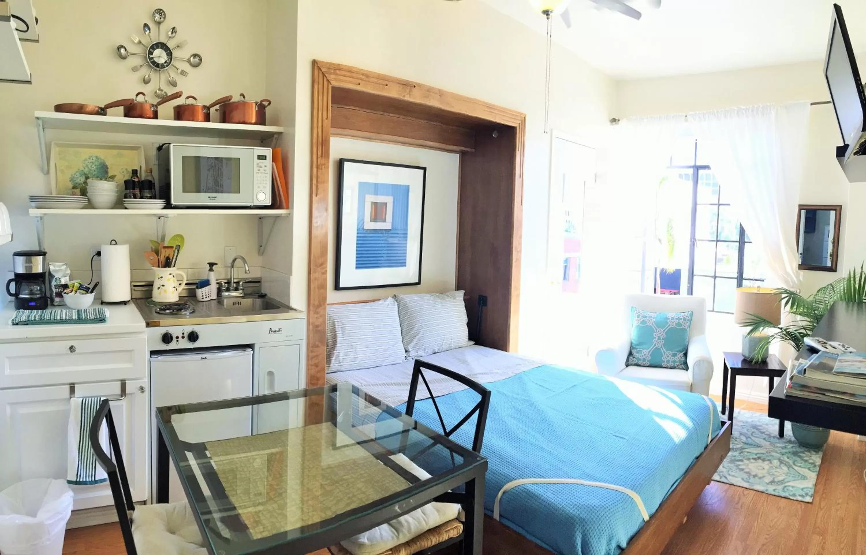 Kitchen or kitchenette in Hotel Royal