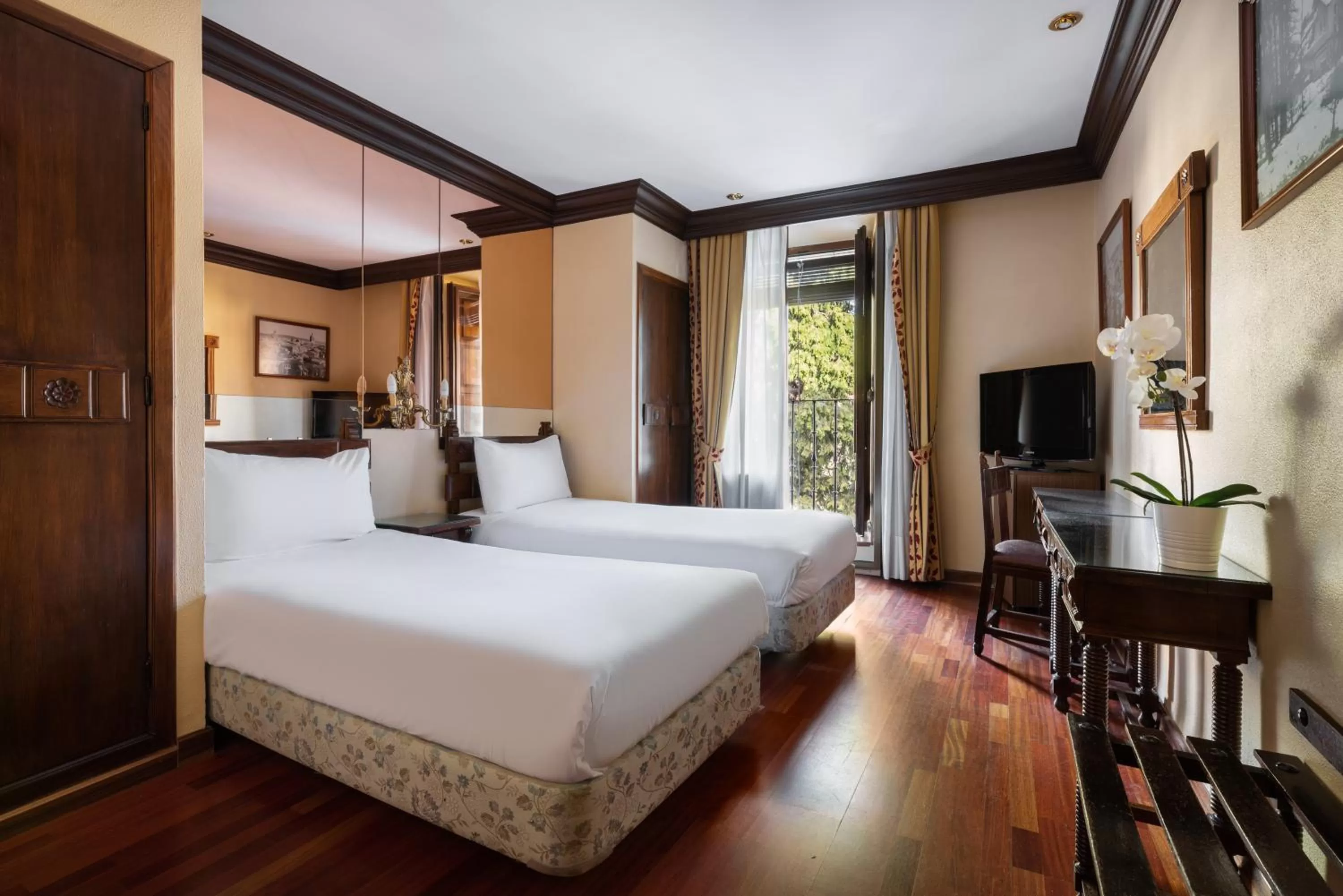 Photo of the whole room, Bed in Crisol Conde Rodrigo