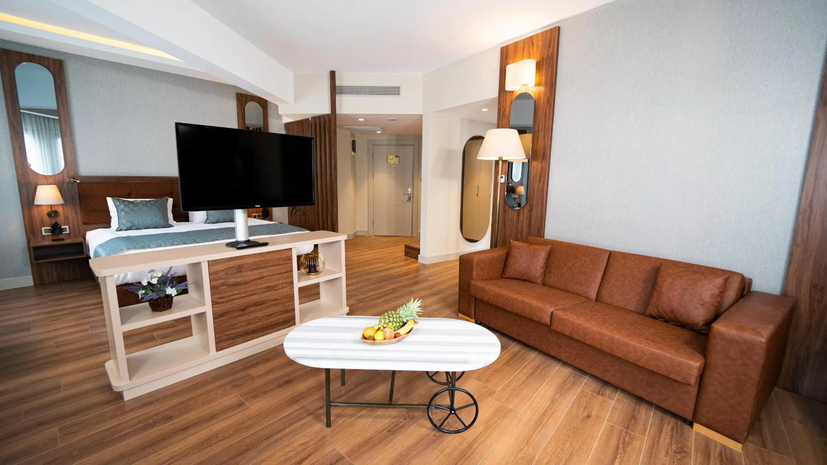 TV and multimedia in Grand Sirkeci Hotel