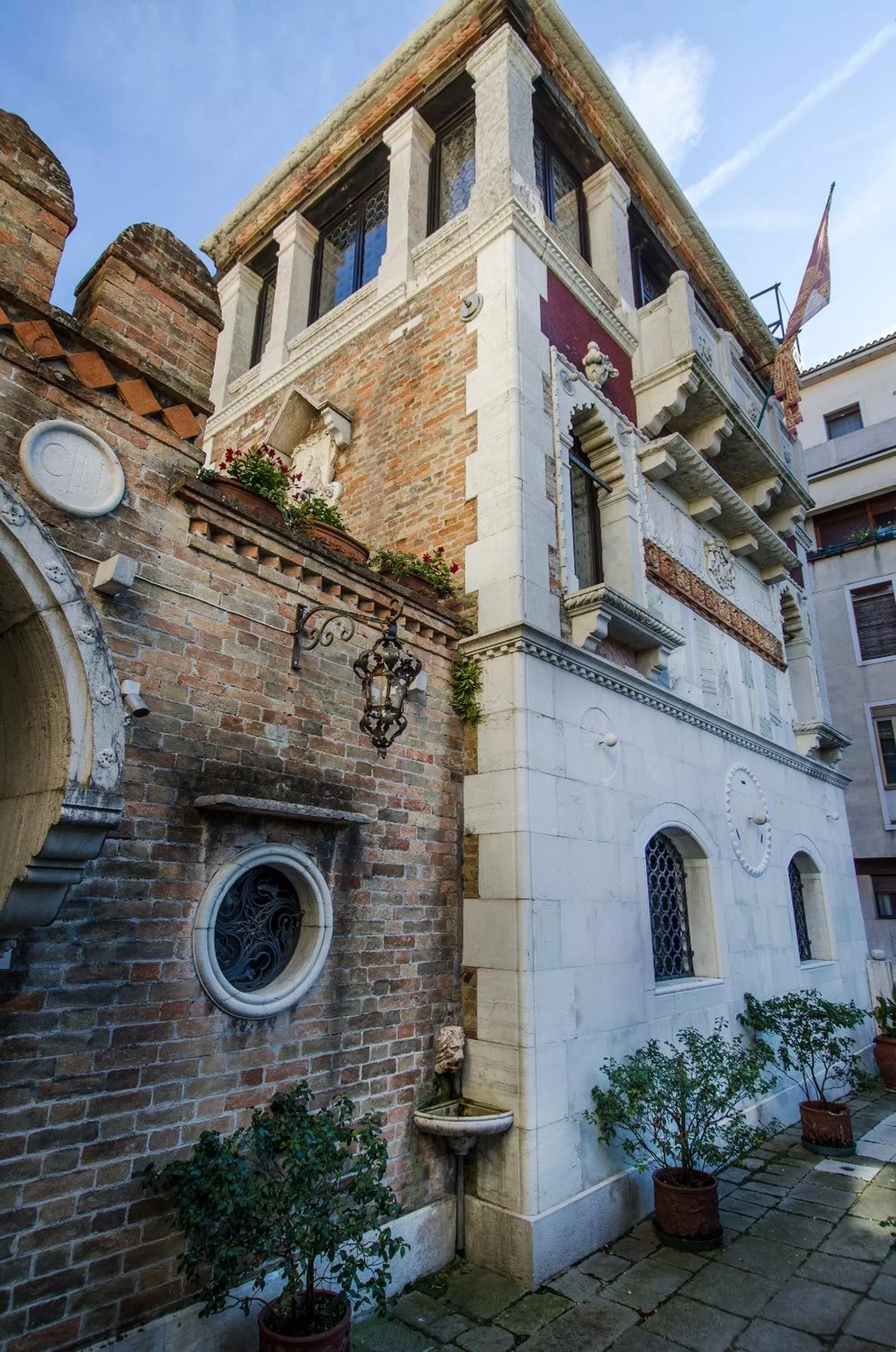 Facade/entrance in Ca' Nigra Lagoon Resort