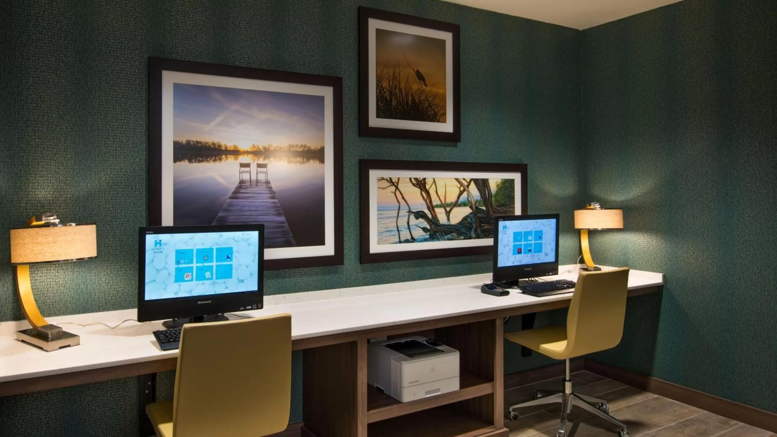 Business facilities in Hyatt House Naples 5th Avenue