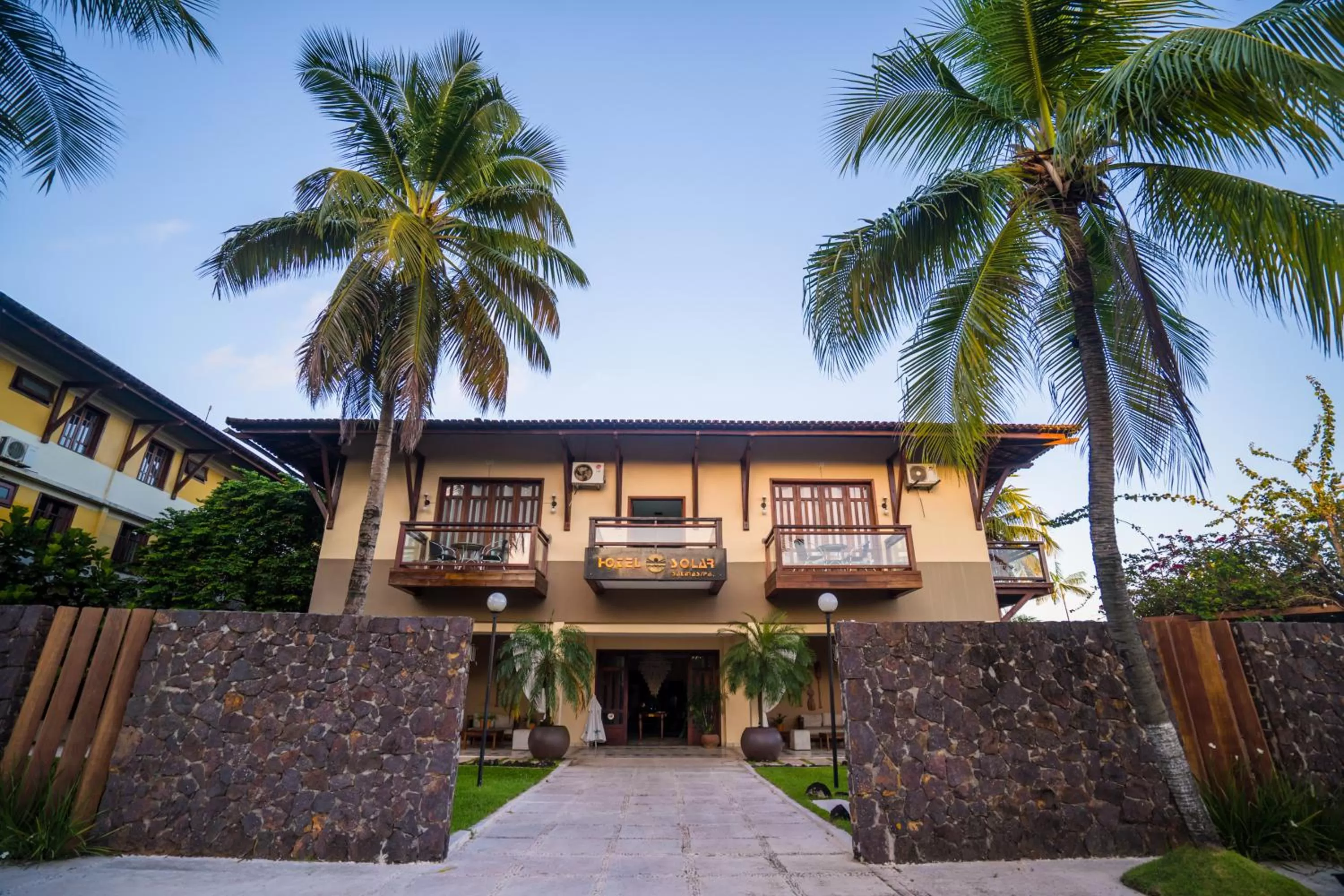 Property Building in Hotel Solar