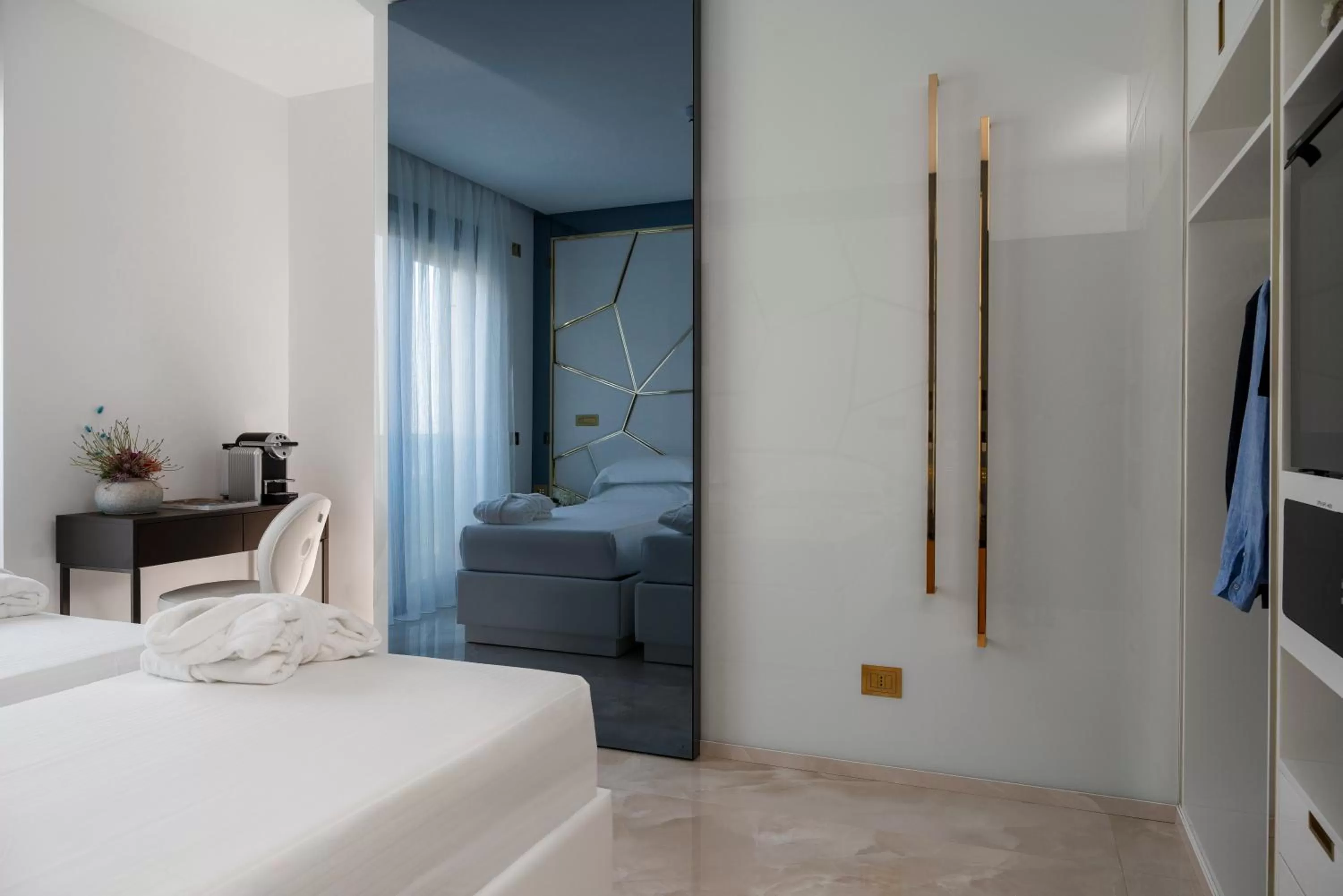 Bedroom, Bed in The Promenade Luxury Wellness Hotel