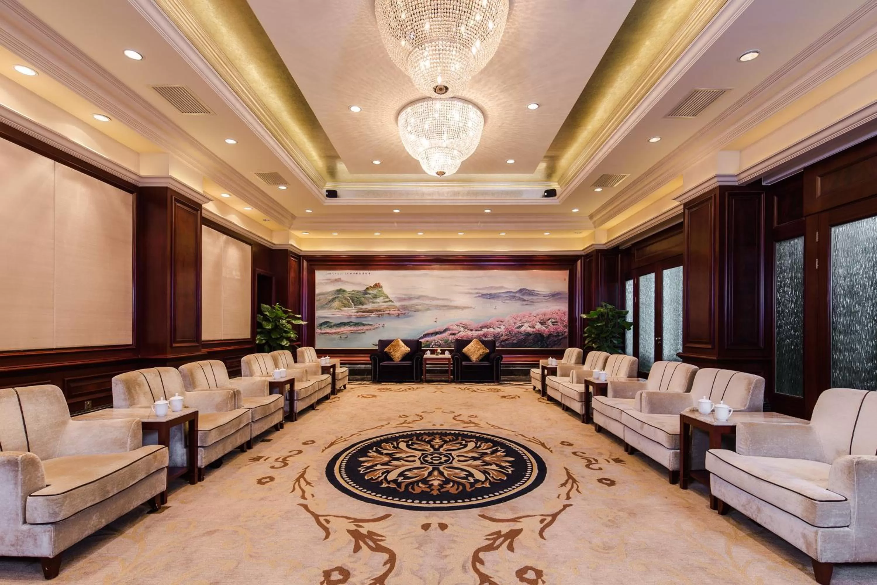 Meeting/conference room in InterContinental Shanghai Ruijin by IHG - Downtown Historic Iconic Garden Hotel