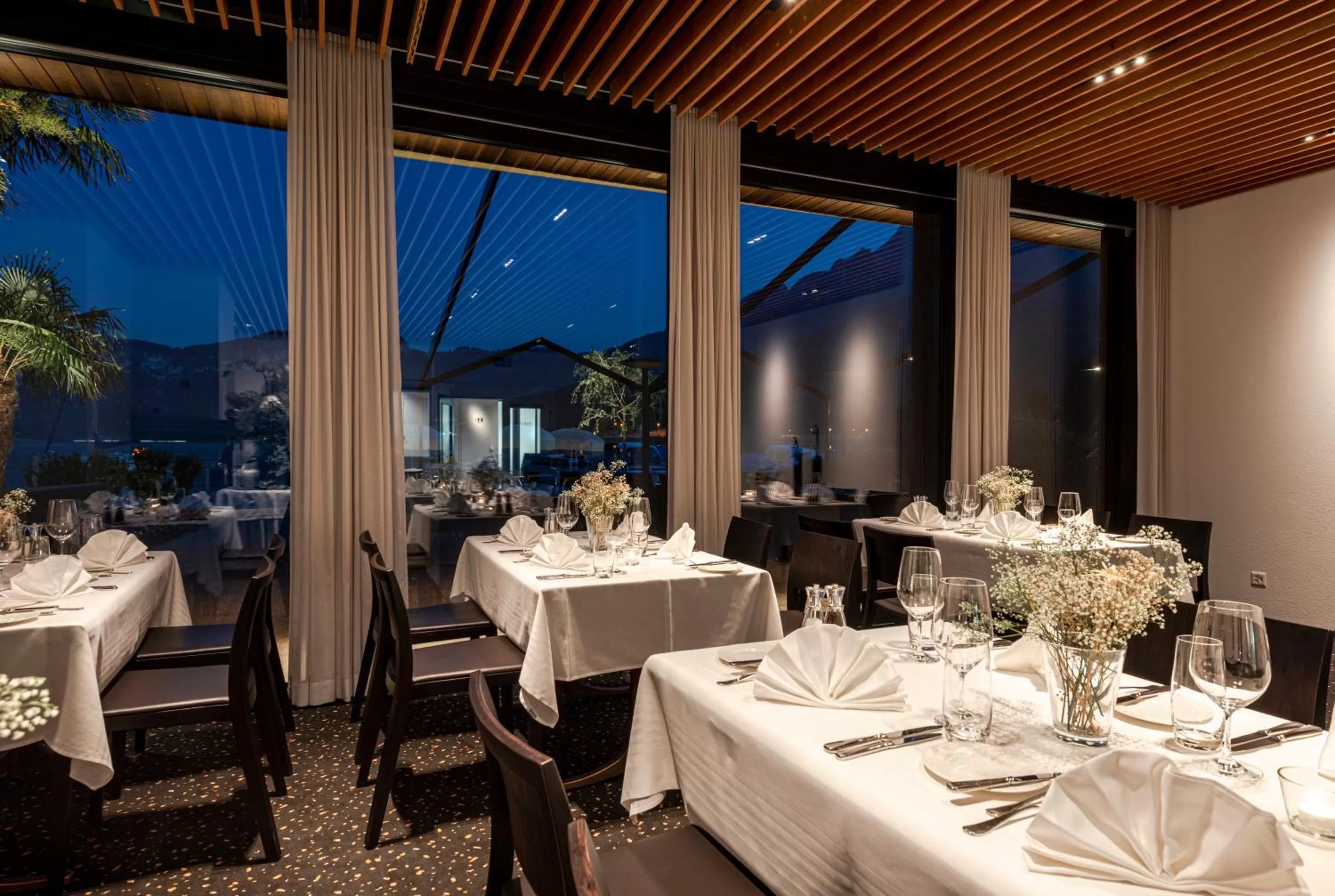 Restaurant/places to eat in Seehotel Sternen