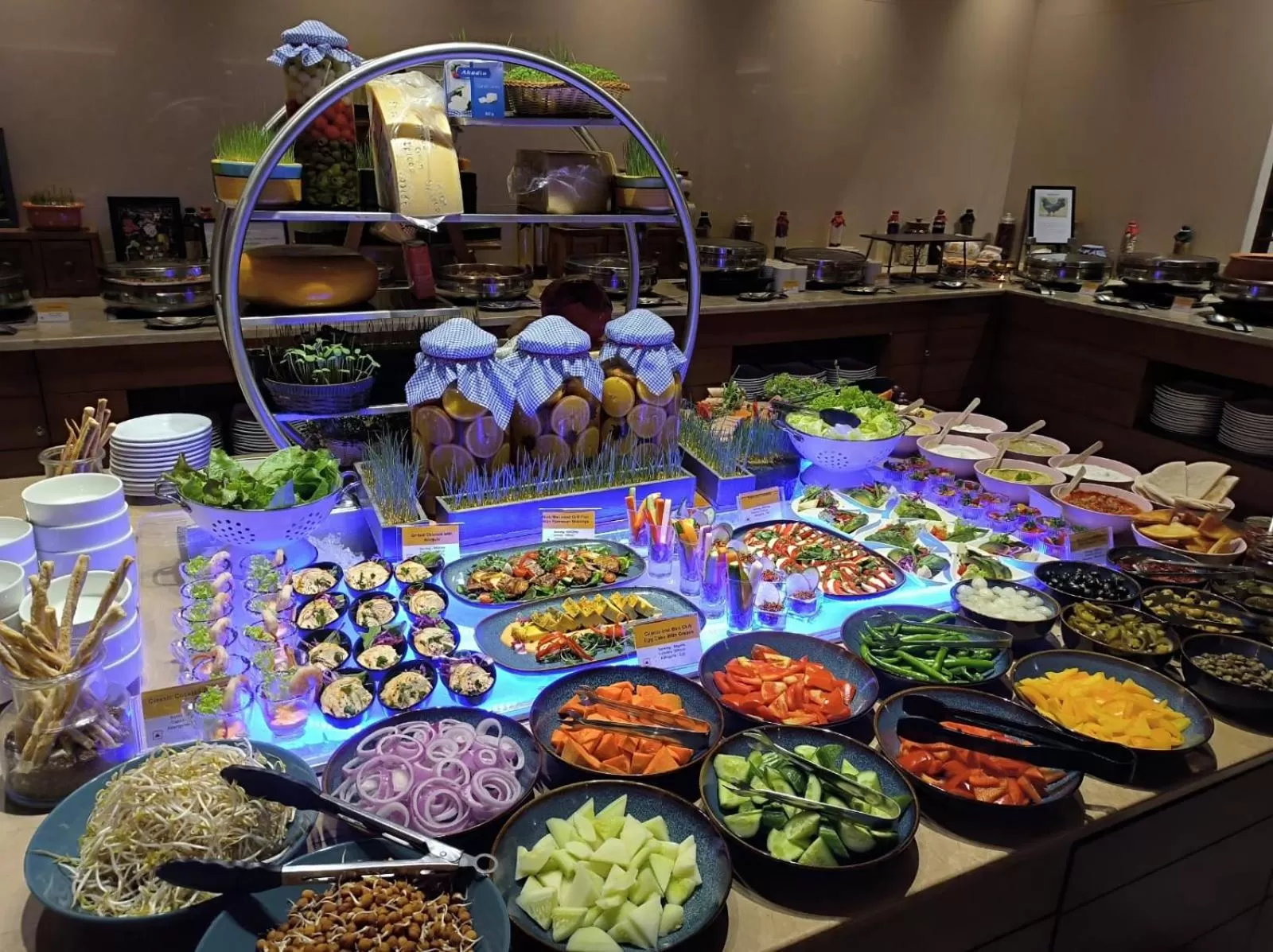 Restaurant/places to eat in Marigold Hotel