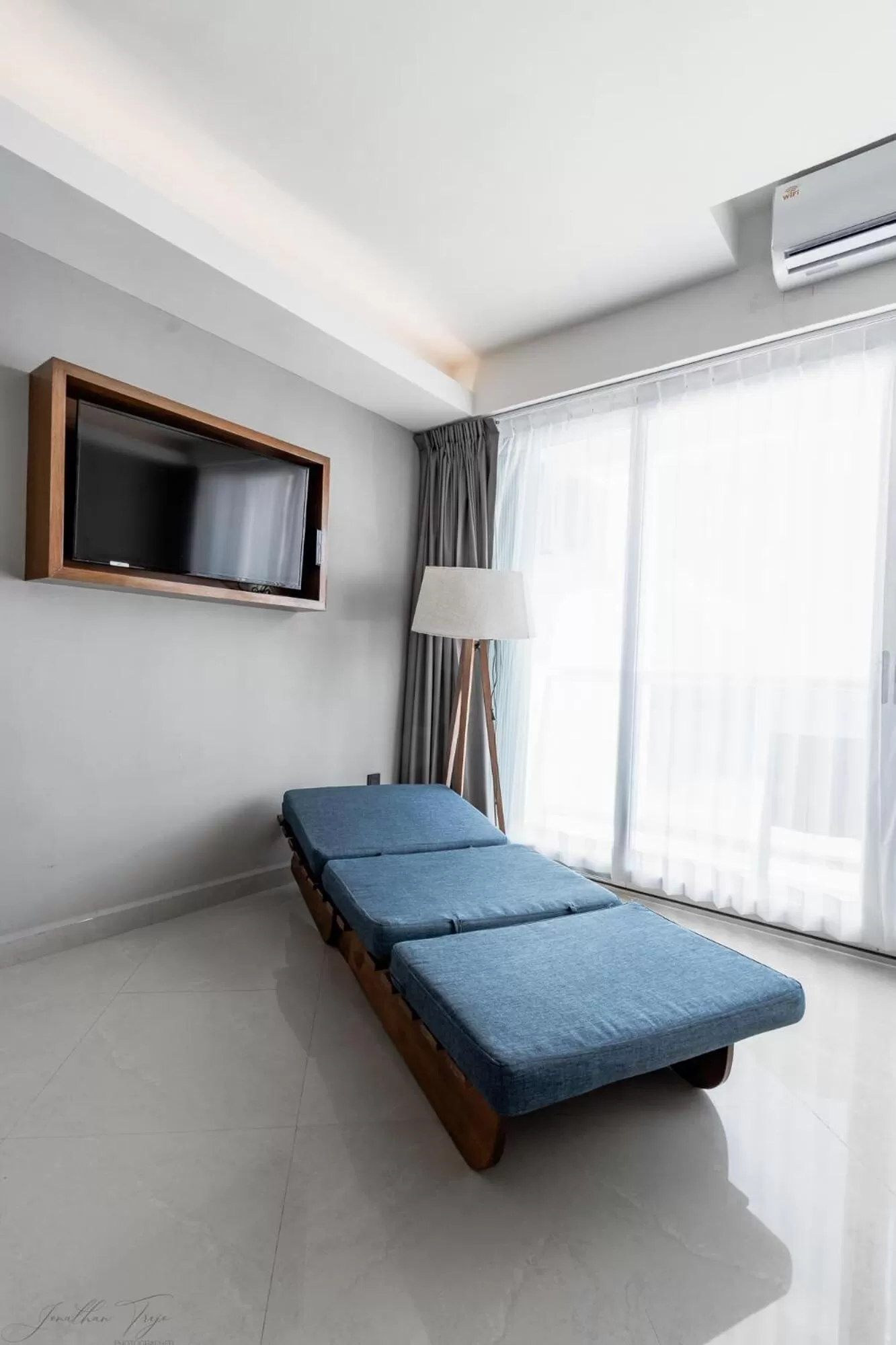 Photo of the whole room, Bed in Ocean Dream Cancun by GuruHotel