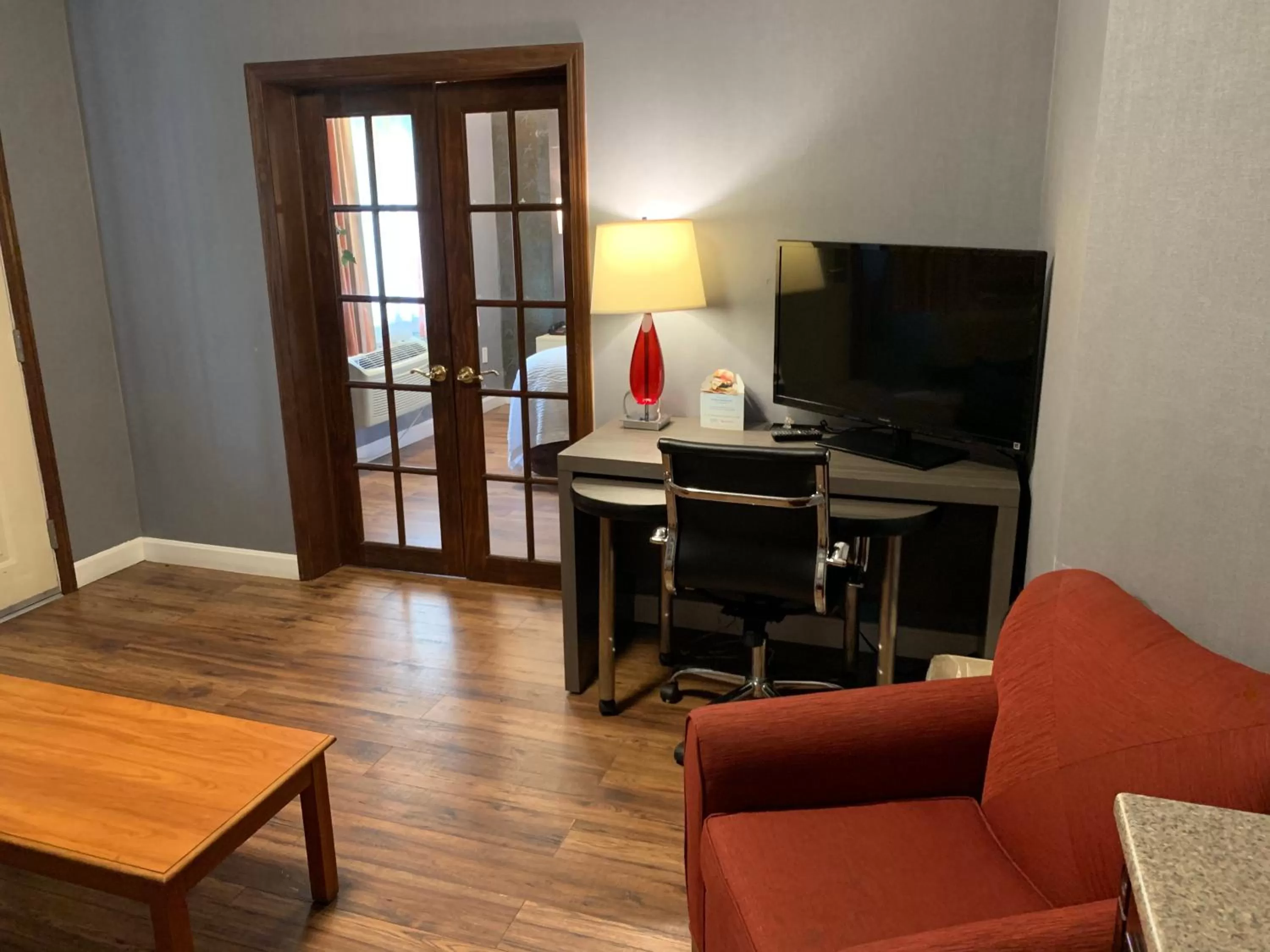 Super 8 by Wyndham Sturbridge