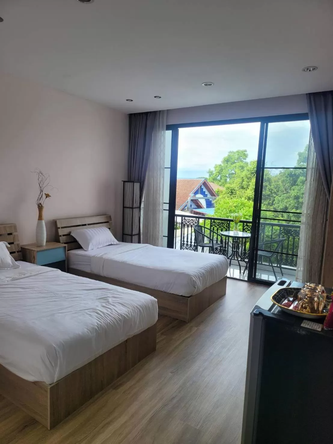 Bed in THAI HOTEL CHIANGMAI