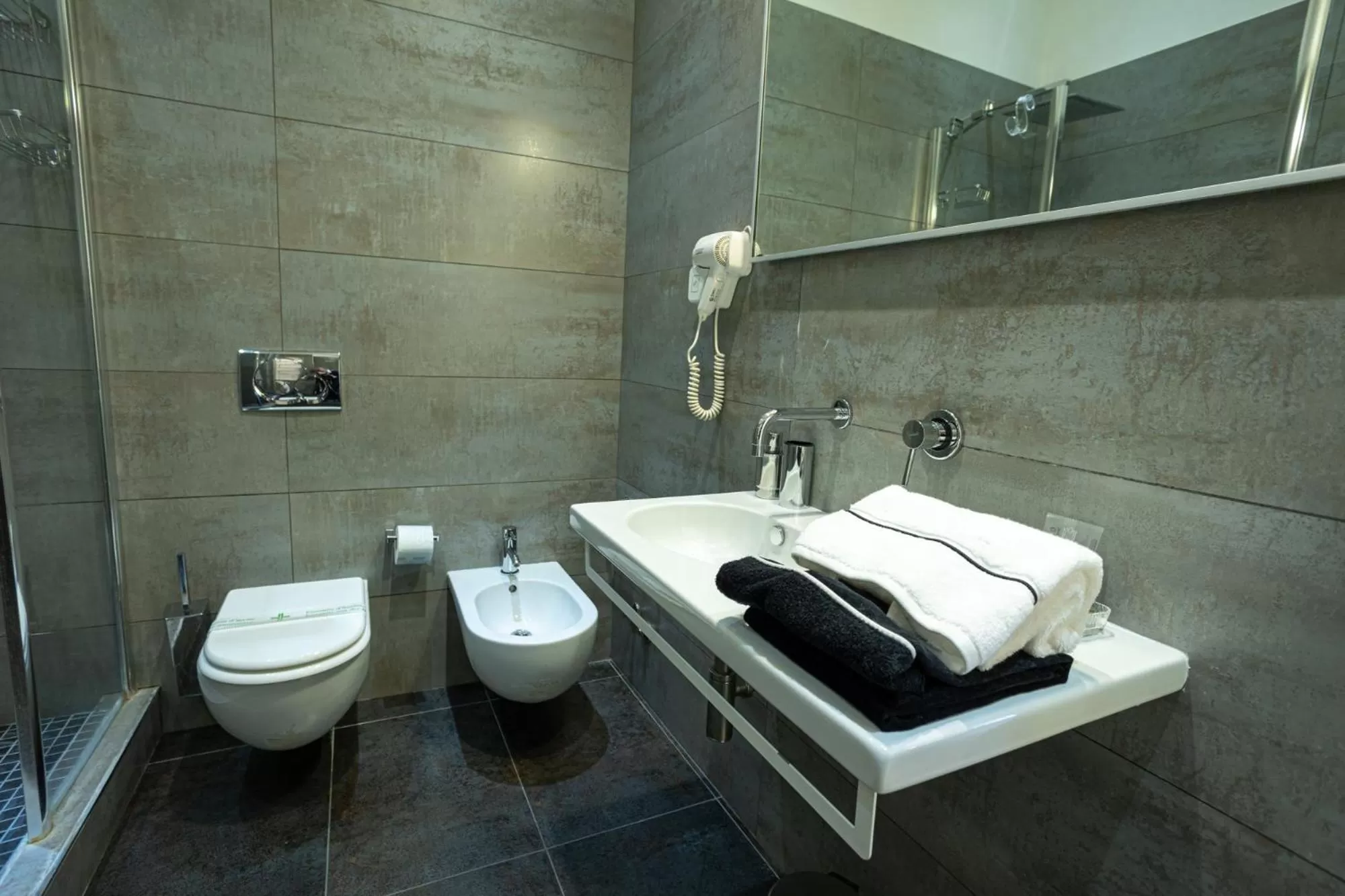 Bathroom in Cardilli Luxury Rooms