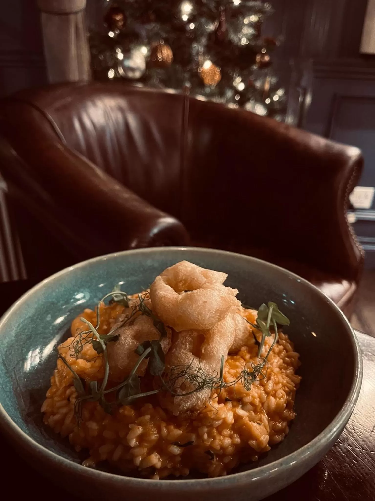 The Wheatsheaf Pub, Kitchen & Rooms