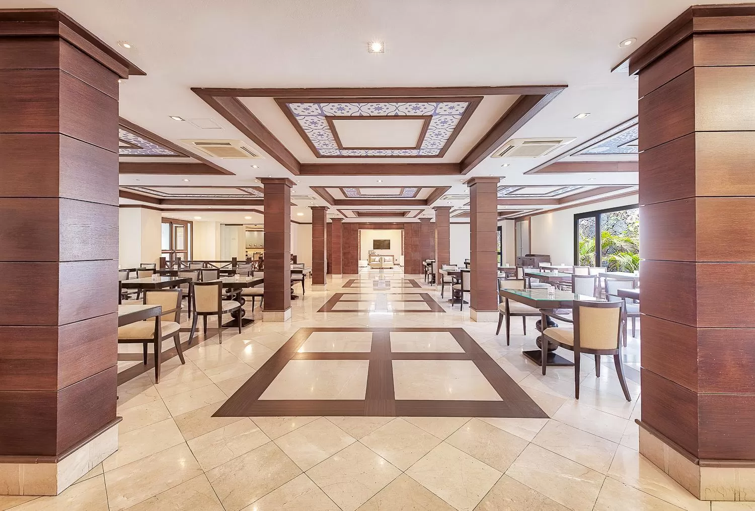 Restaurant/places to eat in Hotel LIVVO Volcán Lanzarote