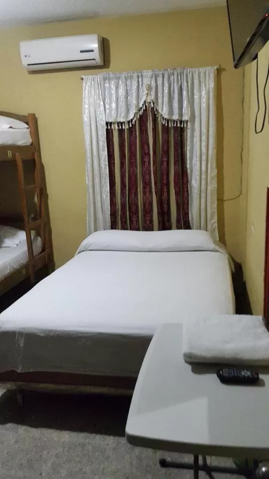 Bed in Tamarindo Hostel