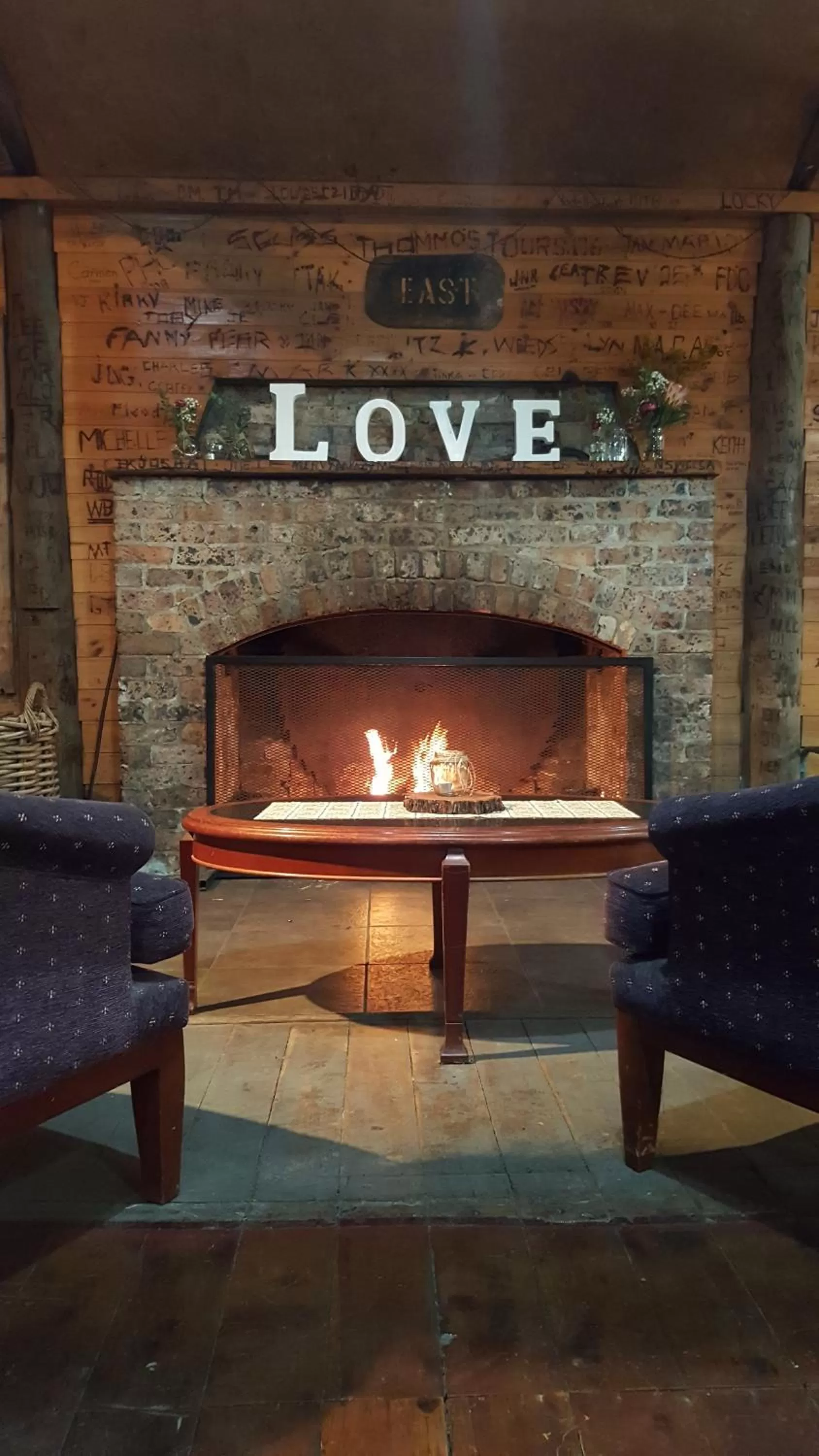 Restaurant/places to eat in Kangaroo Valley Golf and Country Retreat