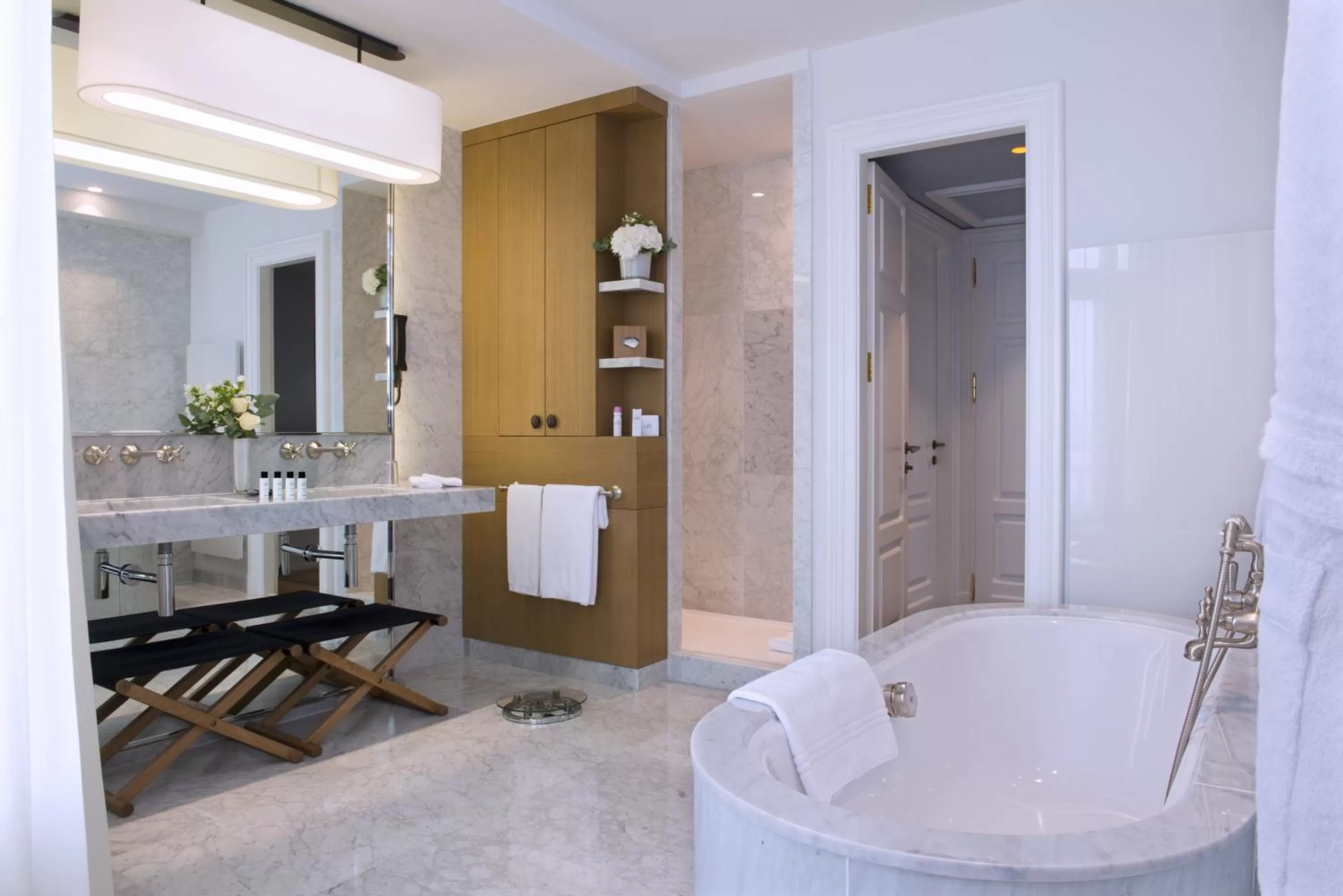 Bathroom in Hôtel Royal