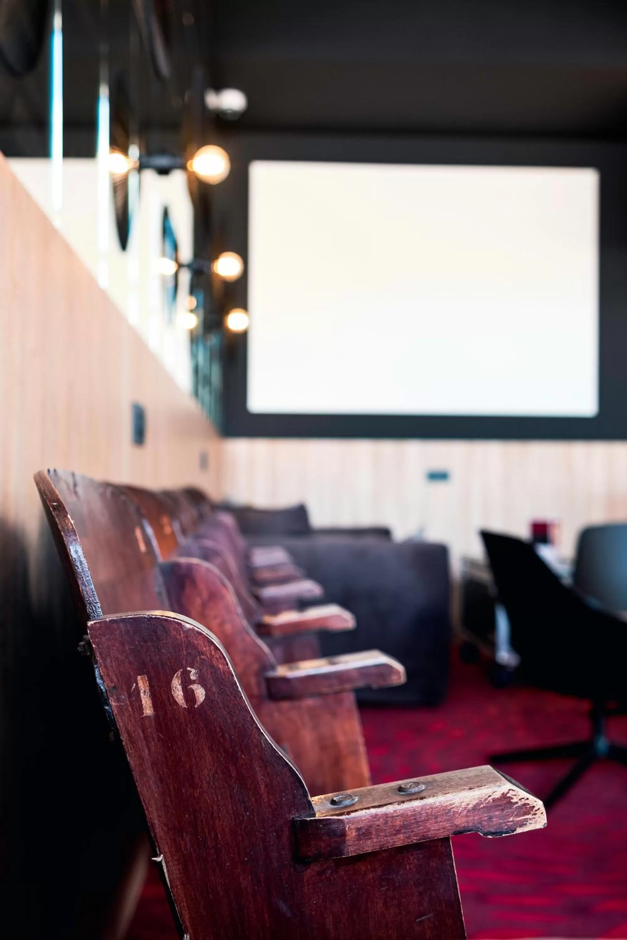 Lounge or bar in ibis Styles Lens Centre Gare