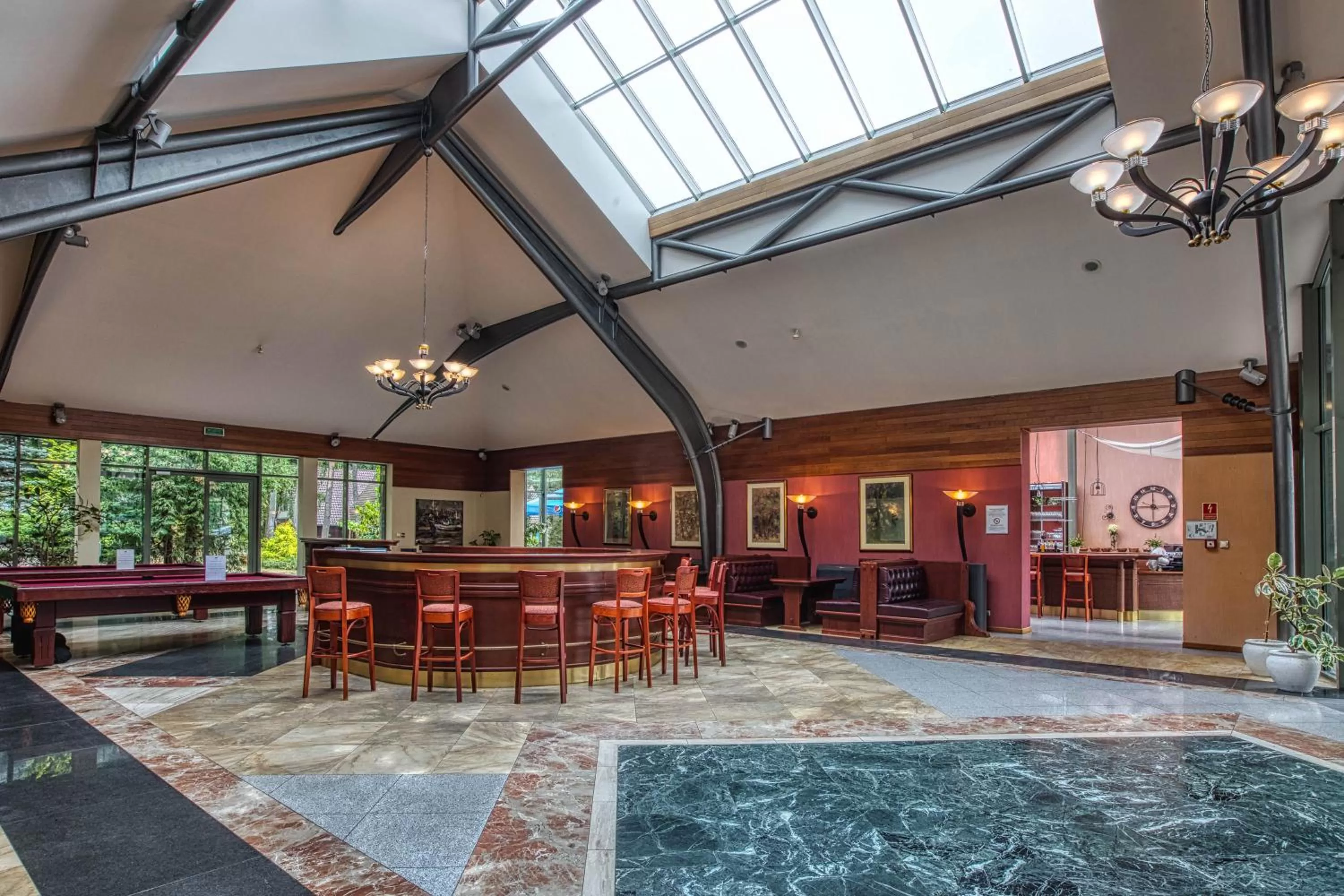 Billiard in 4 Pory Roku Resort Sauna & Spa