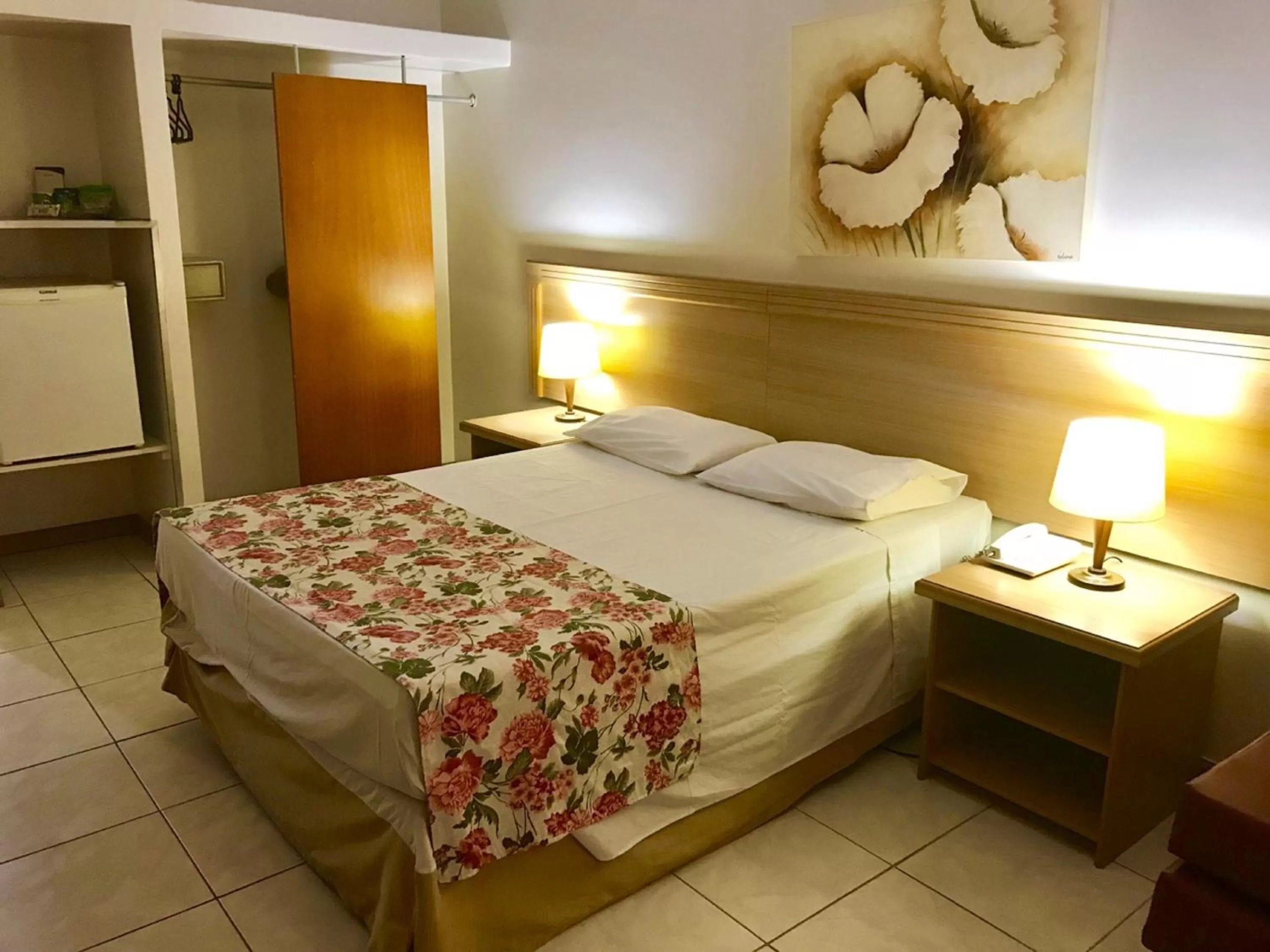 Photo of the whole room, Bed in Hotel Dan Inn São José dos Campos