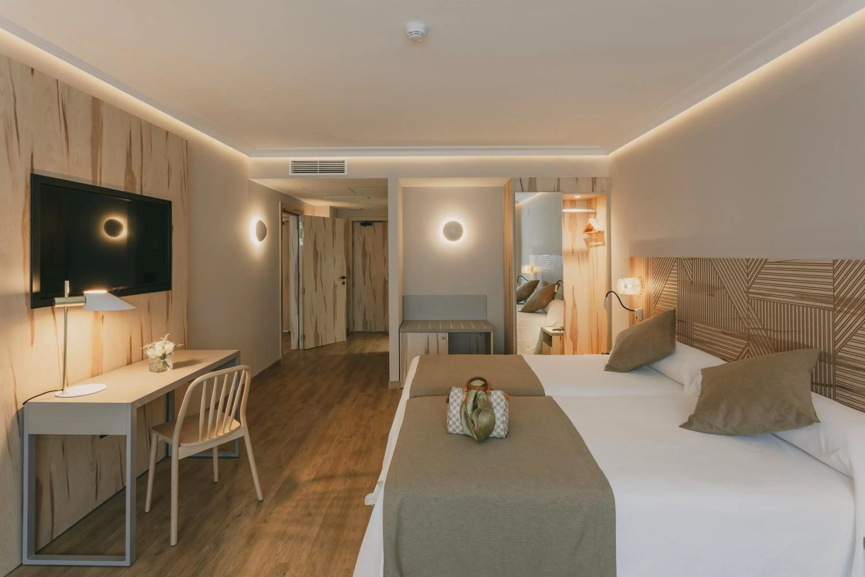 Photo of the whole room, Bed in Hotel El Mirador