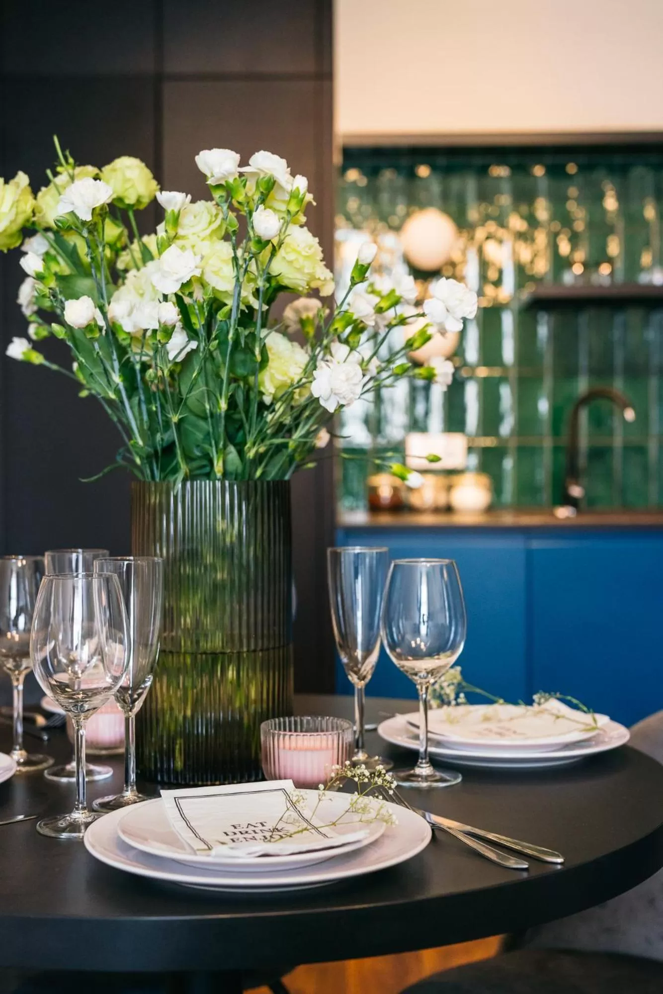 Kitchen or kitchenette, Restaurant/Places to Eat in Estery12 by Loft Affair