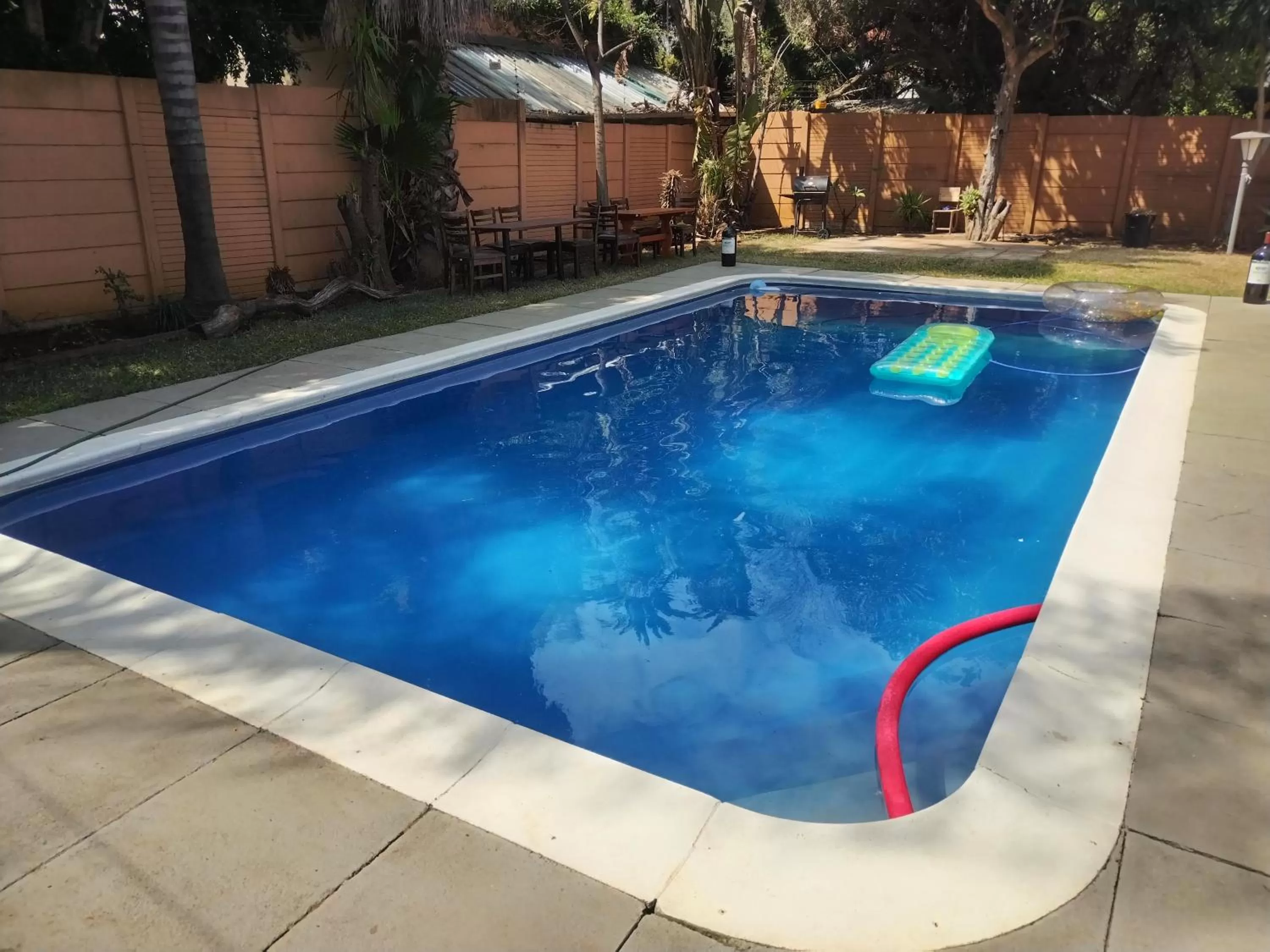 Swimming pool in 54 Brecher