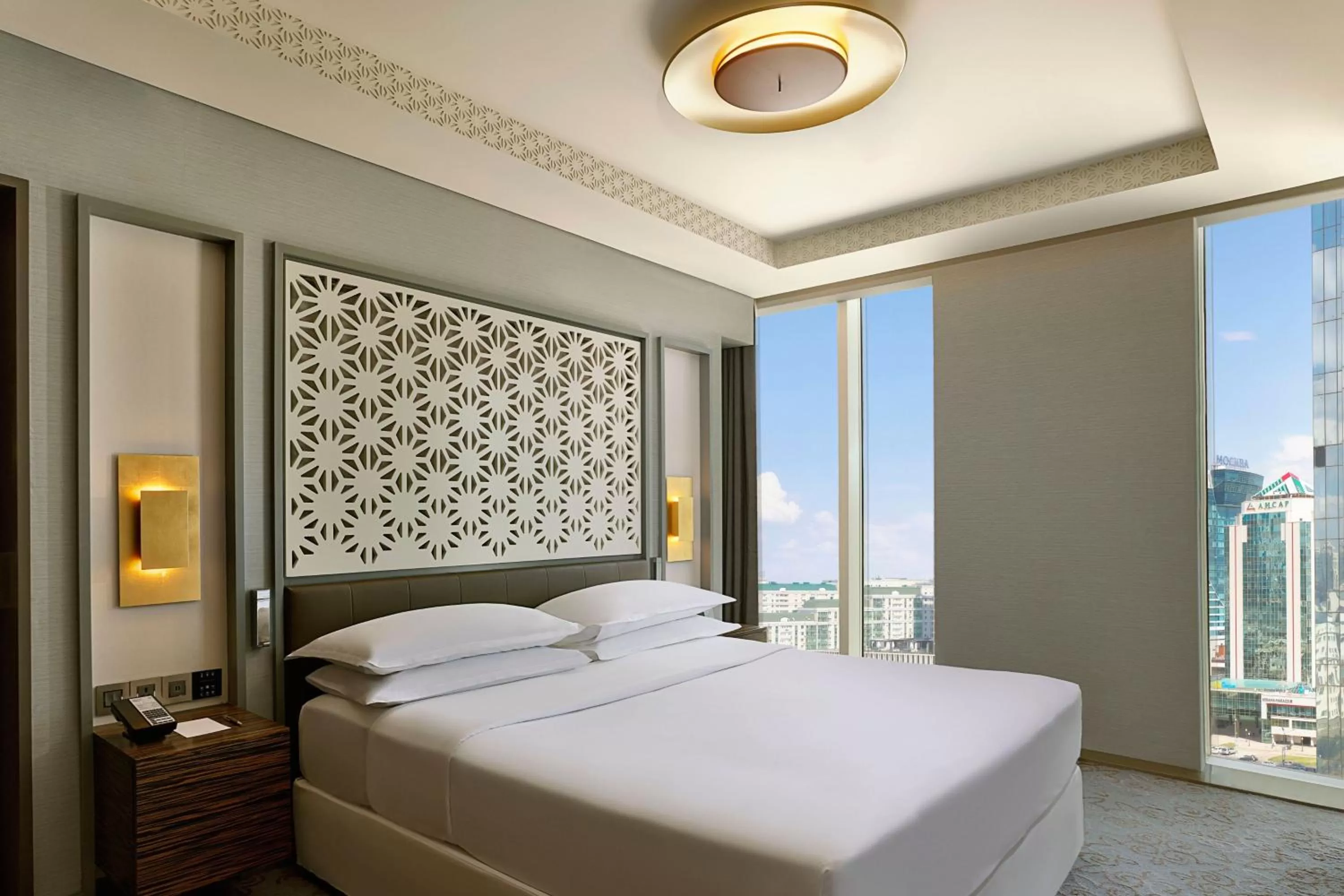 Bedroom, Bed in Sheraton Astana Hotel