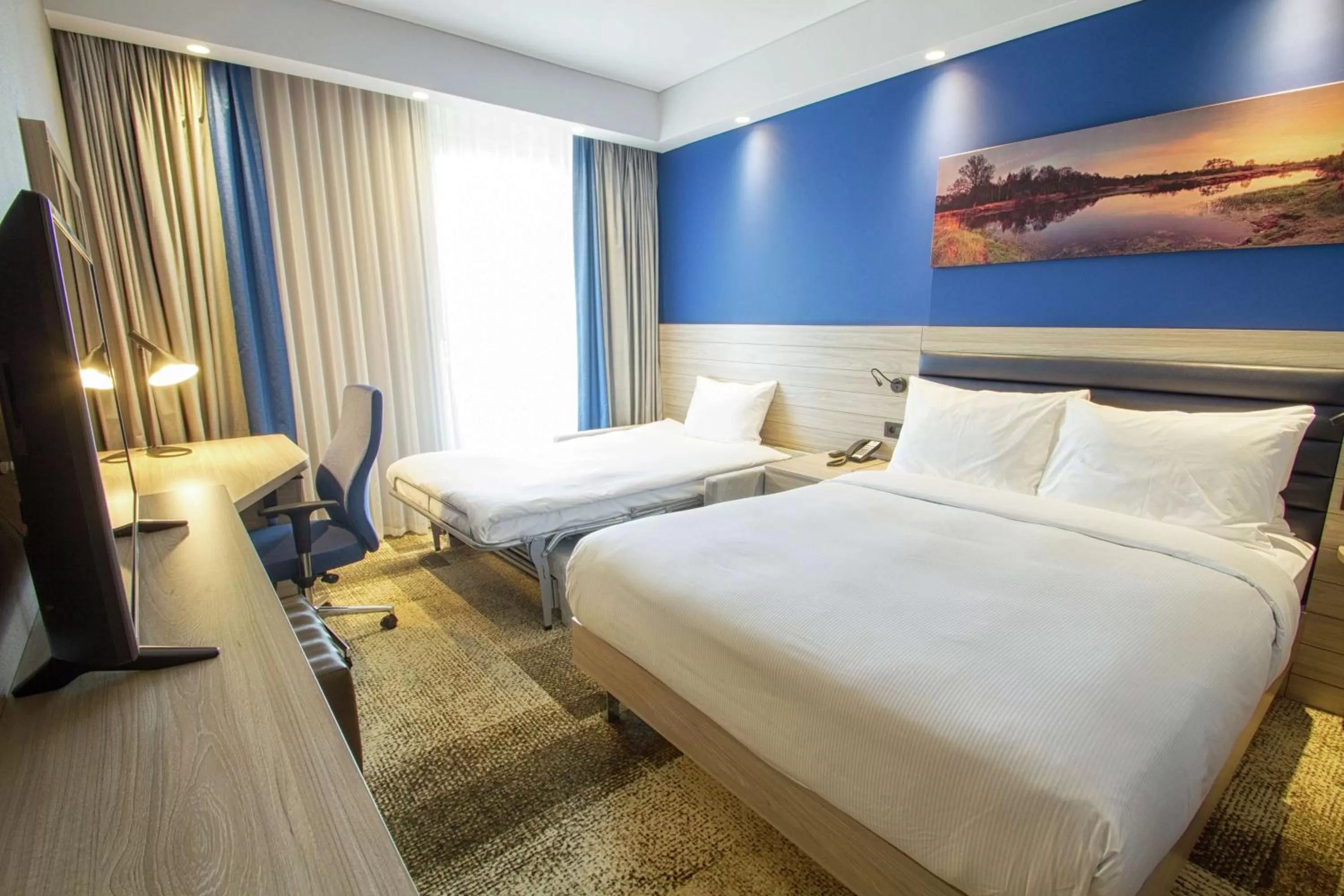 Bedroom, Bed in Hampton By Hilton Bolu