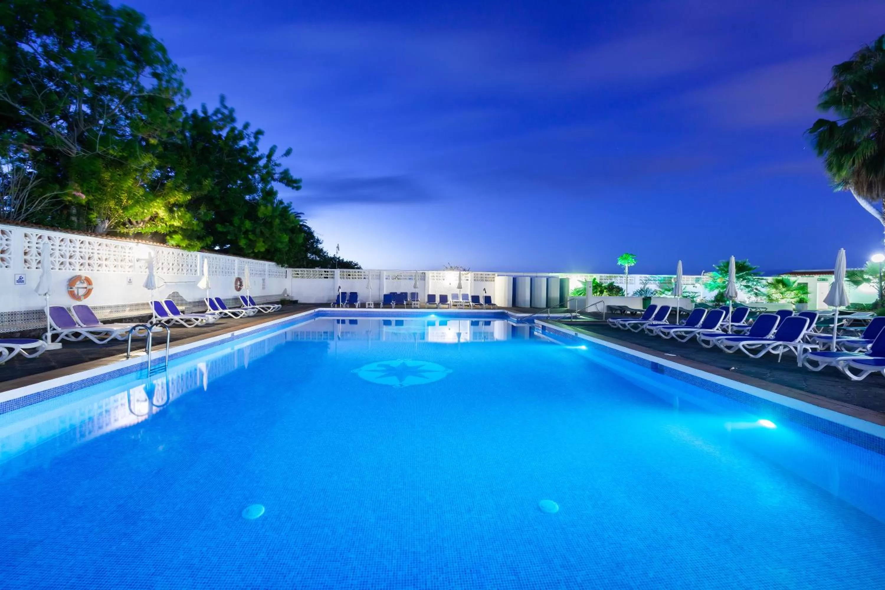 Swimming pool in Hotel Panoramica Garden