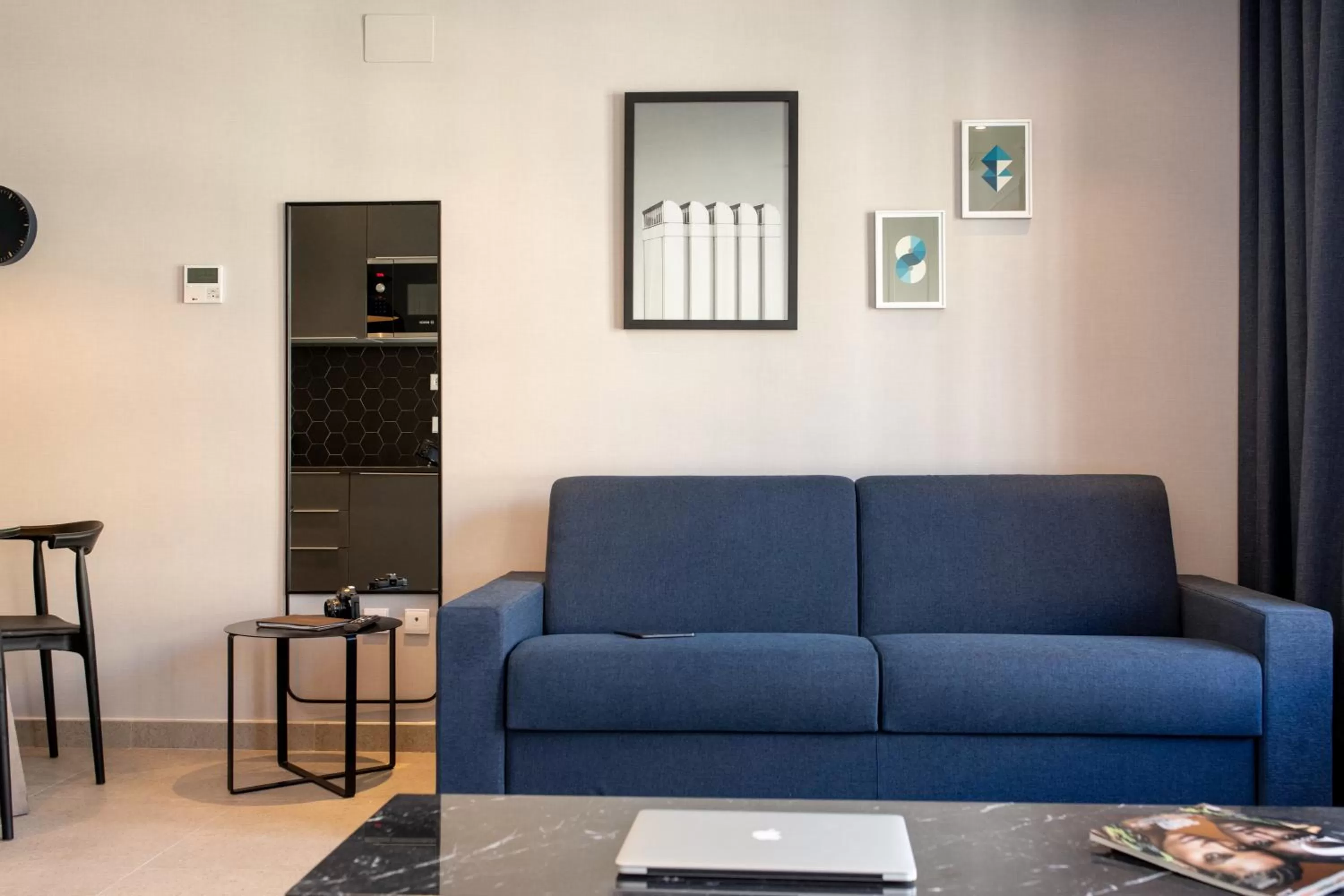 Seating area in Ramirez Flats Valencia