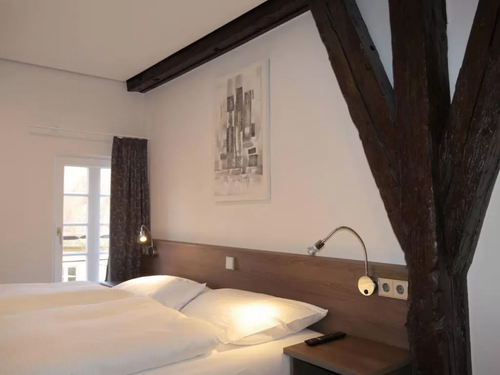 Bedroom, Bed in Gästehaus zur Sonne