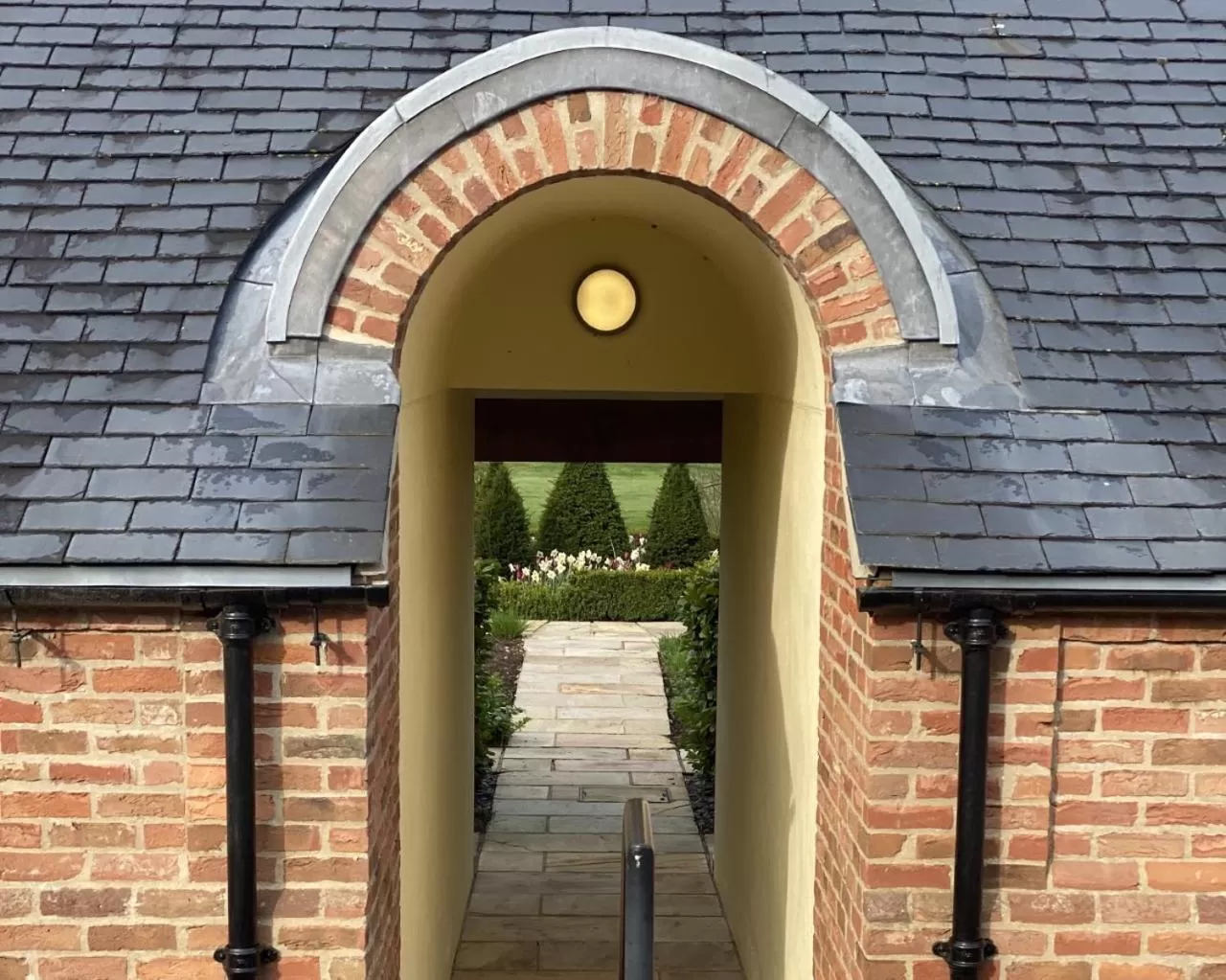 Facade/entrance in The Carpenters Arms