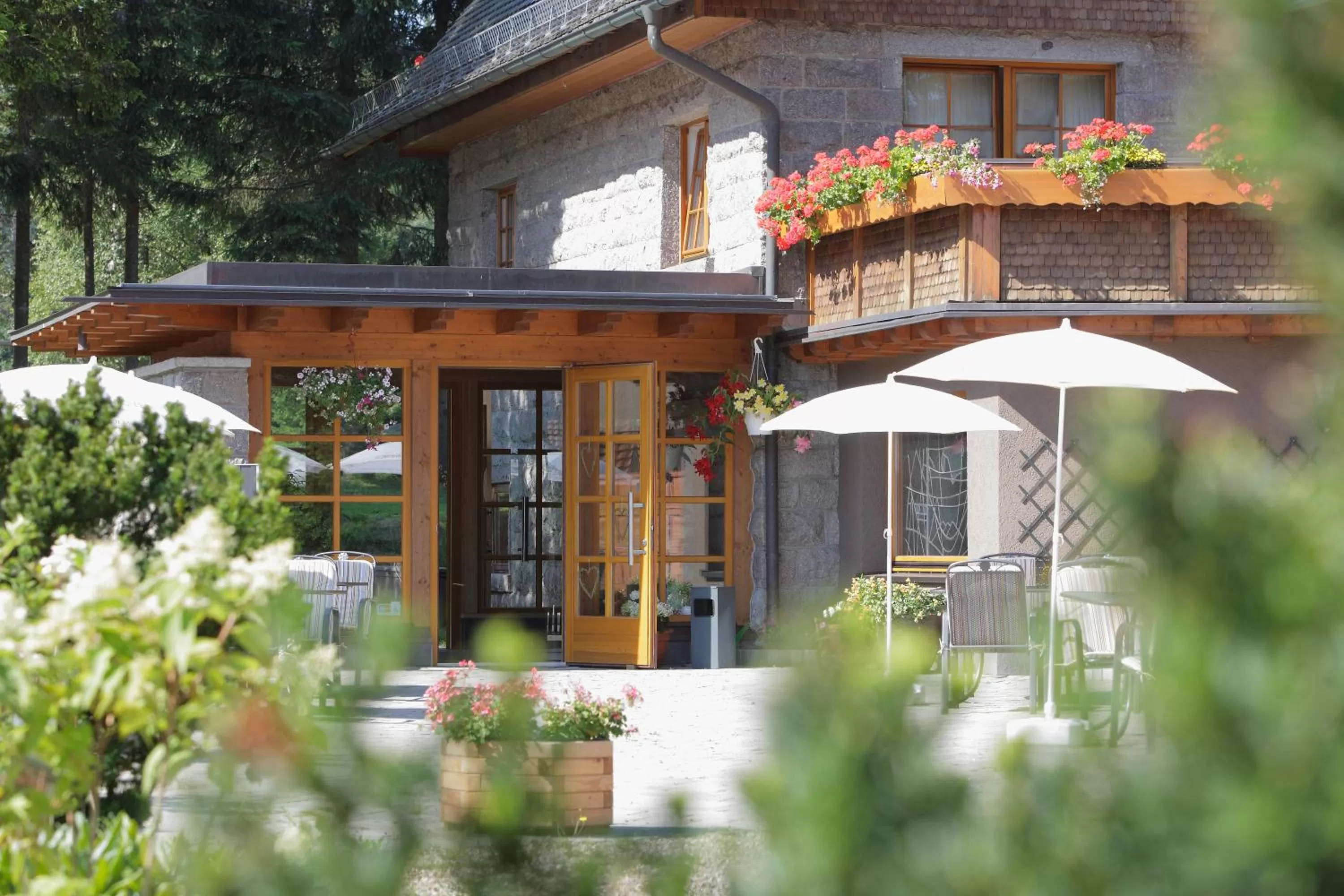 Facade/entrance in Inselklause