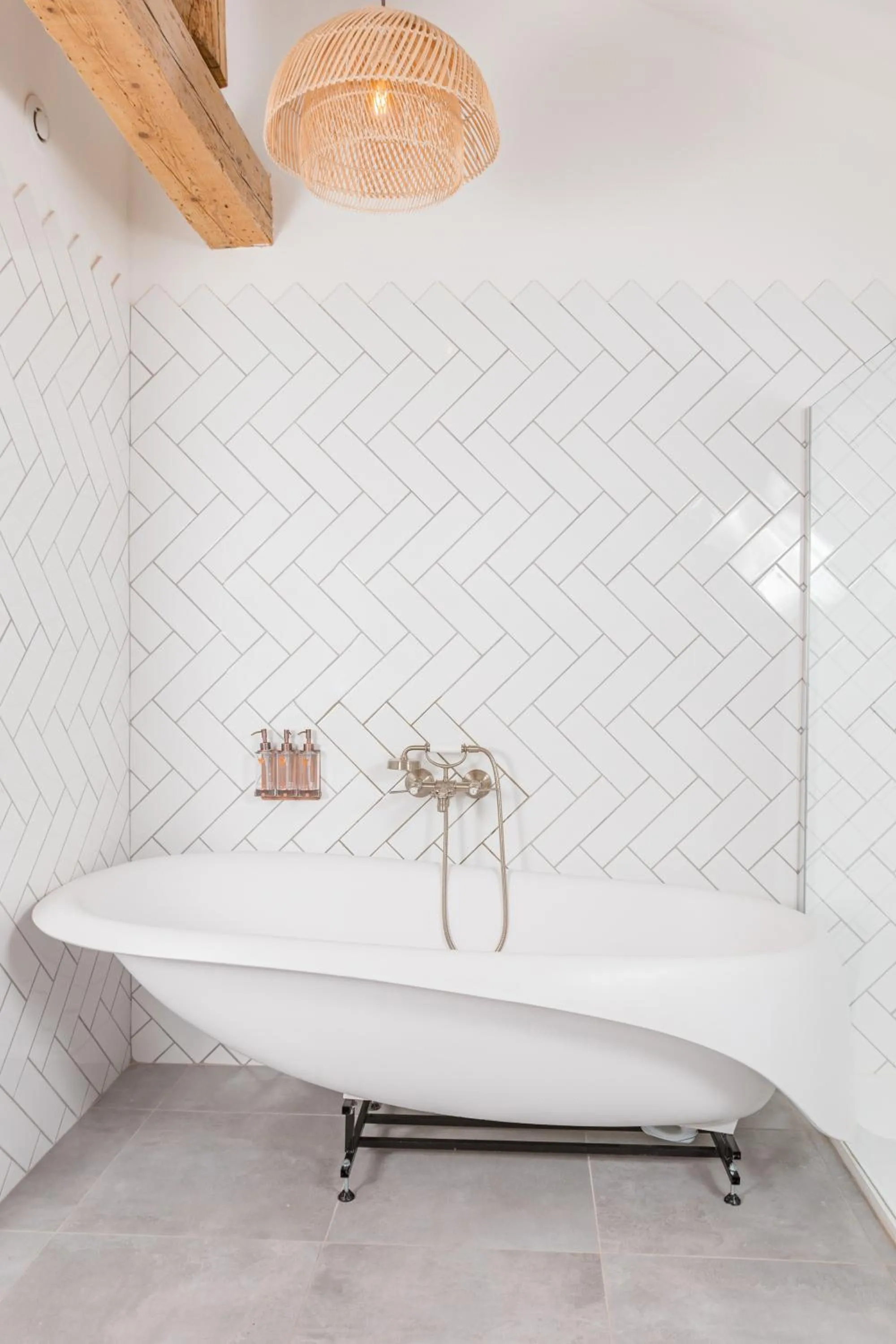 Bathroom in Hôtel Le Saint Remy & Spa