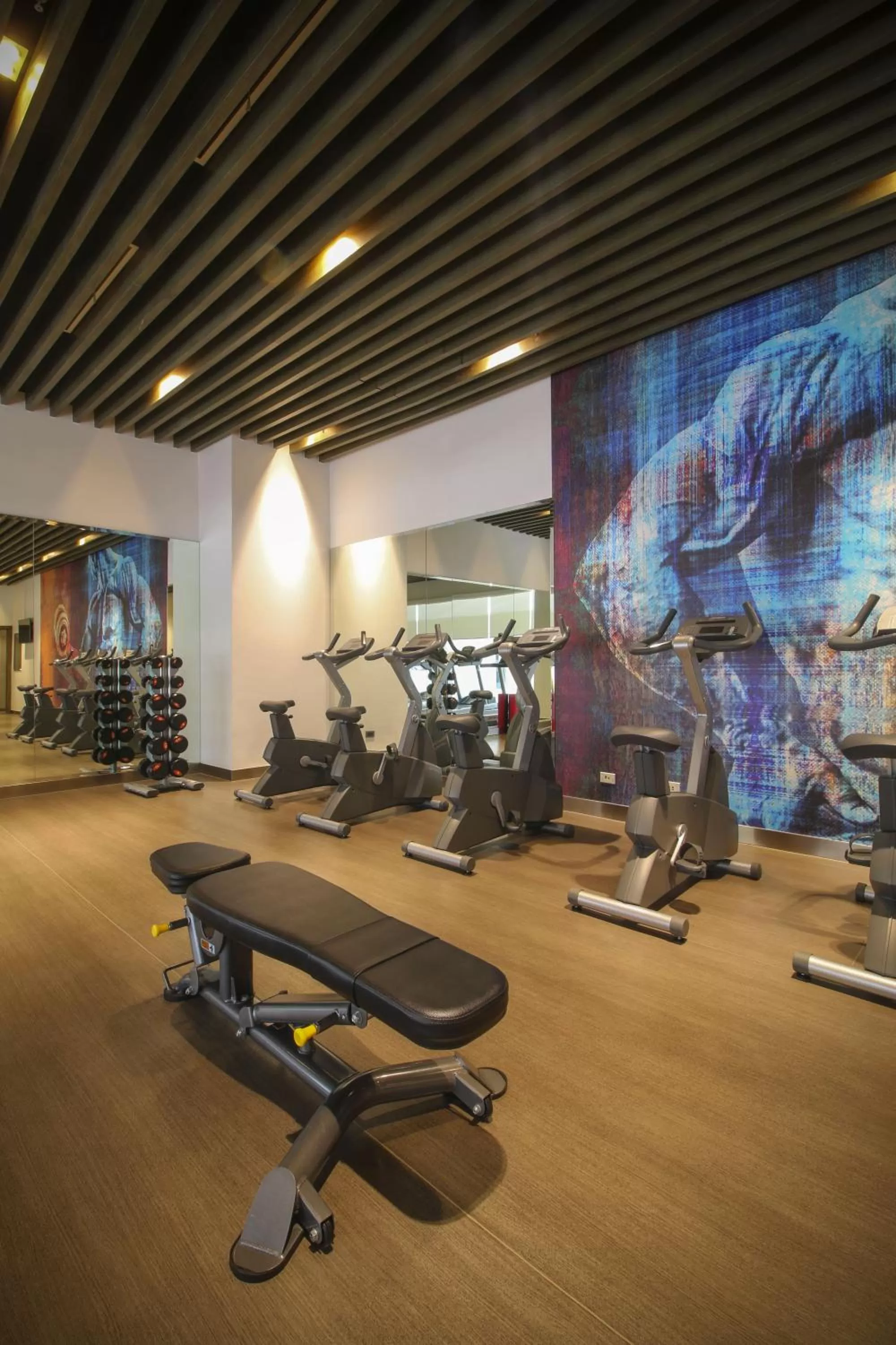 Fitness centre/facilities in The Mini Suites Eton Tower Makati