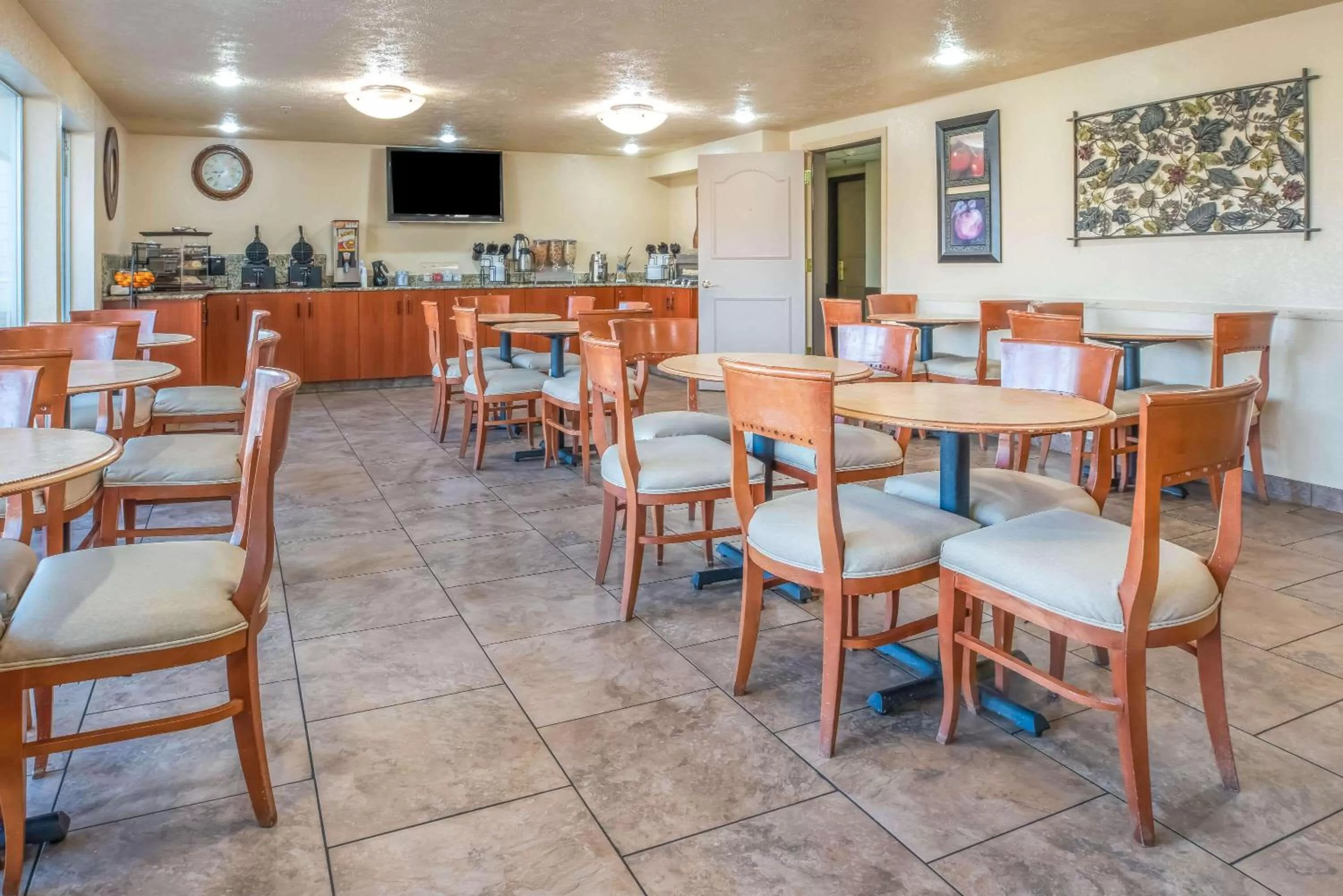 Restaurant/Places to Eat in La Quinta by Wyndham Wenatchee