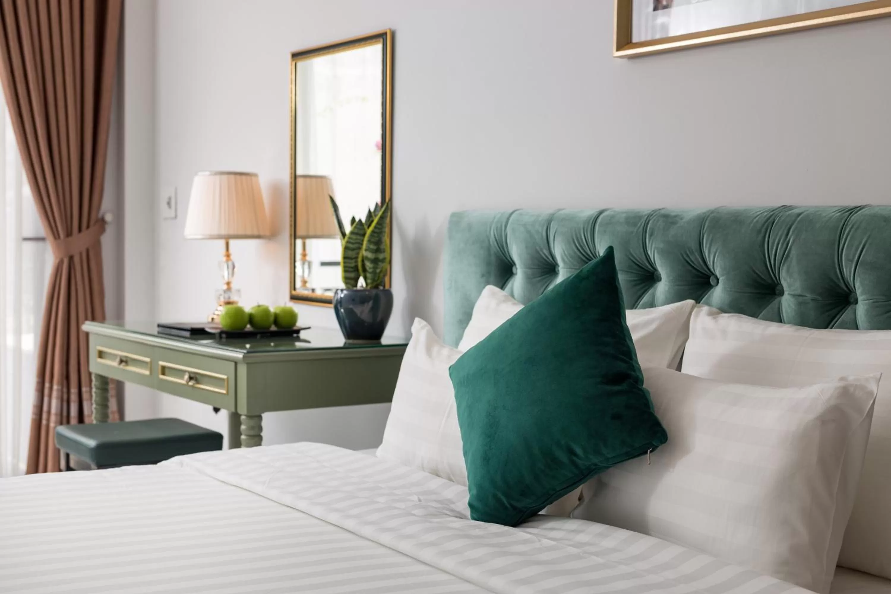 Decorative detail, Bed in Hanoi Gatsby Hotel